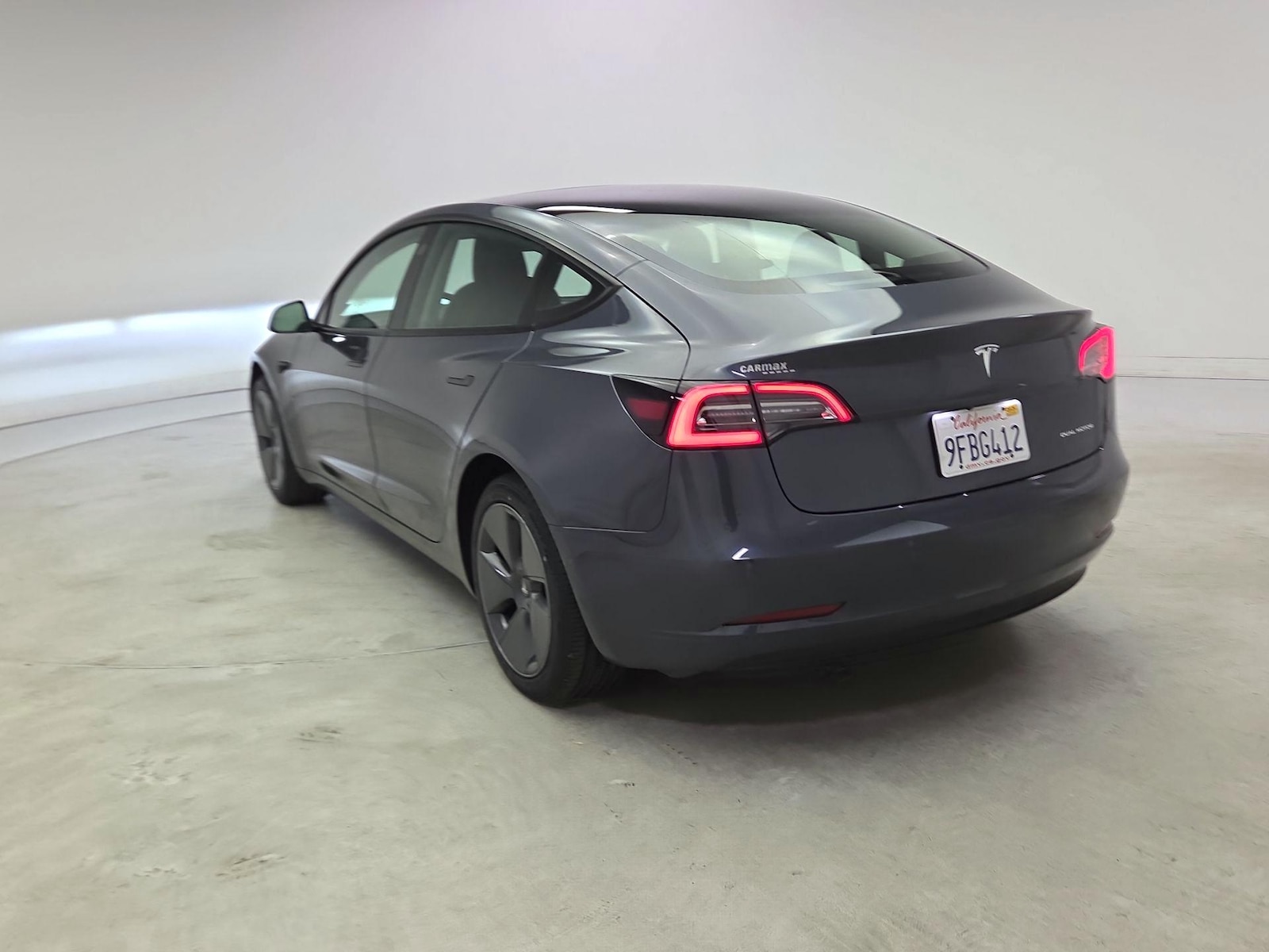 2022 Tesla Model 3 Long Range - Photo 7