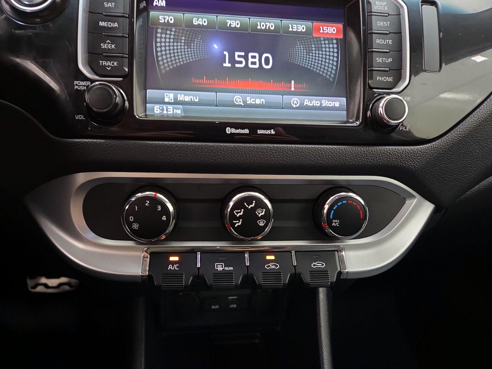 2017 Kia Rio 5-Door SX - Photo 17