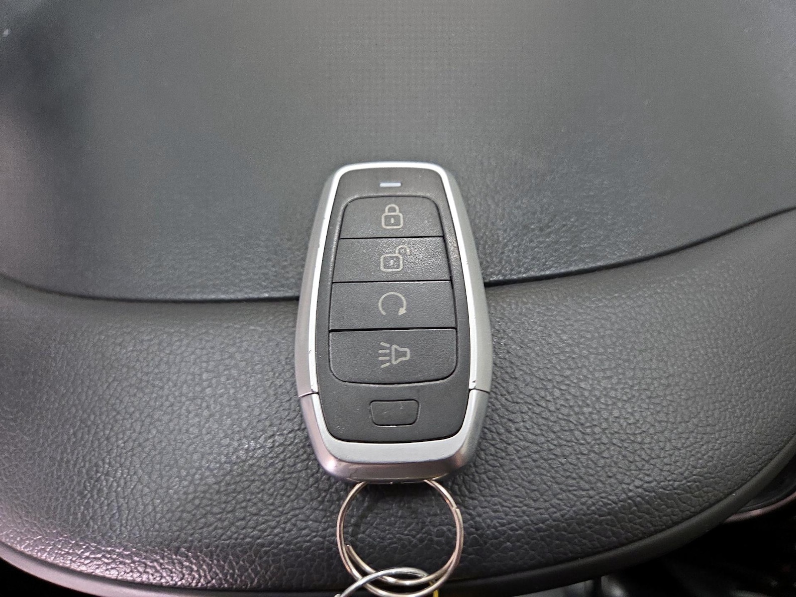 2017 Kia Rio 5-Door SX - Photo 24