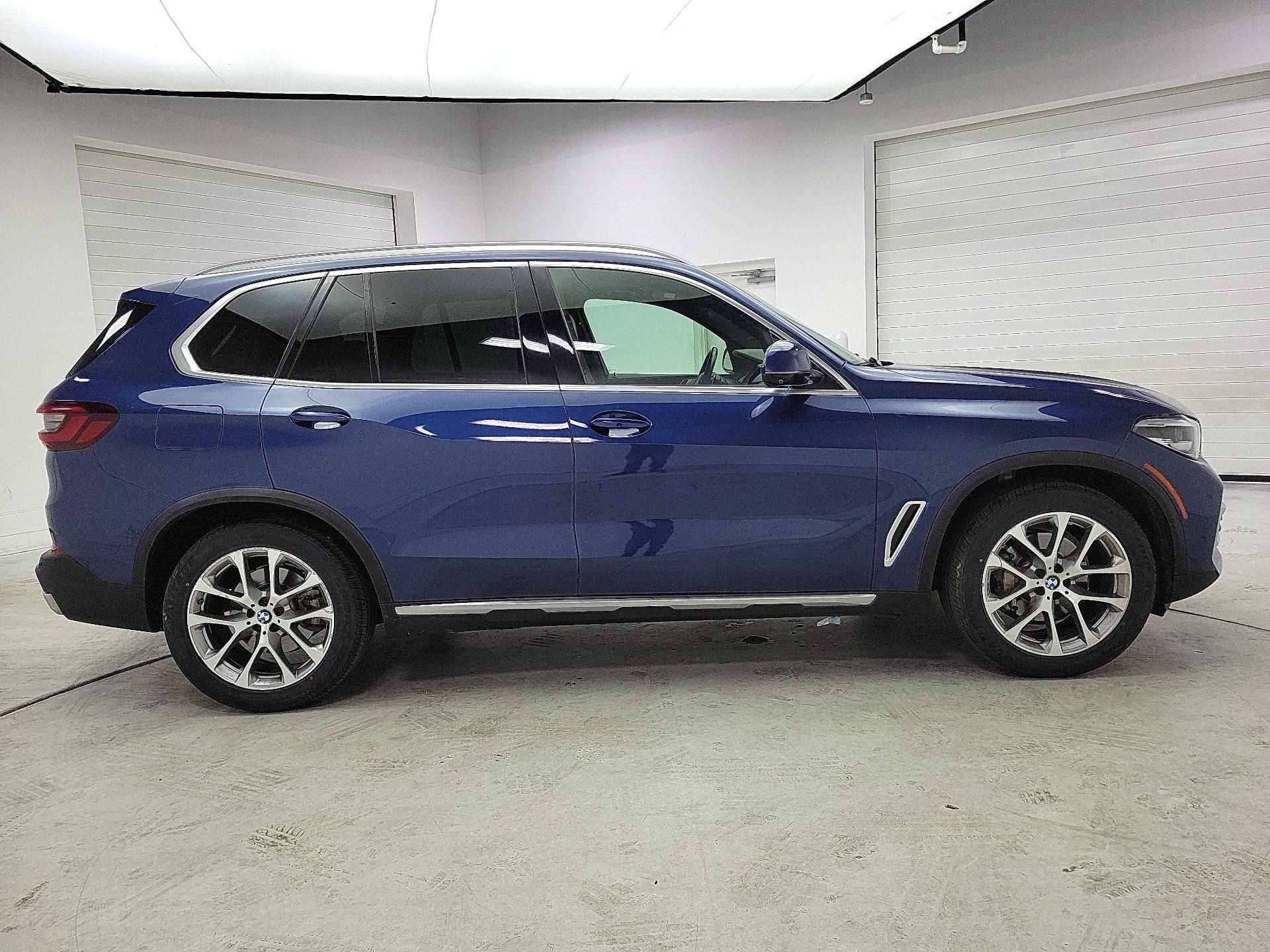Thumbnail: 2022 BMW X5 - 4
