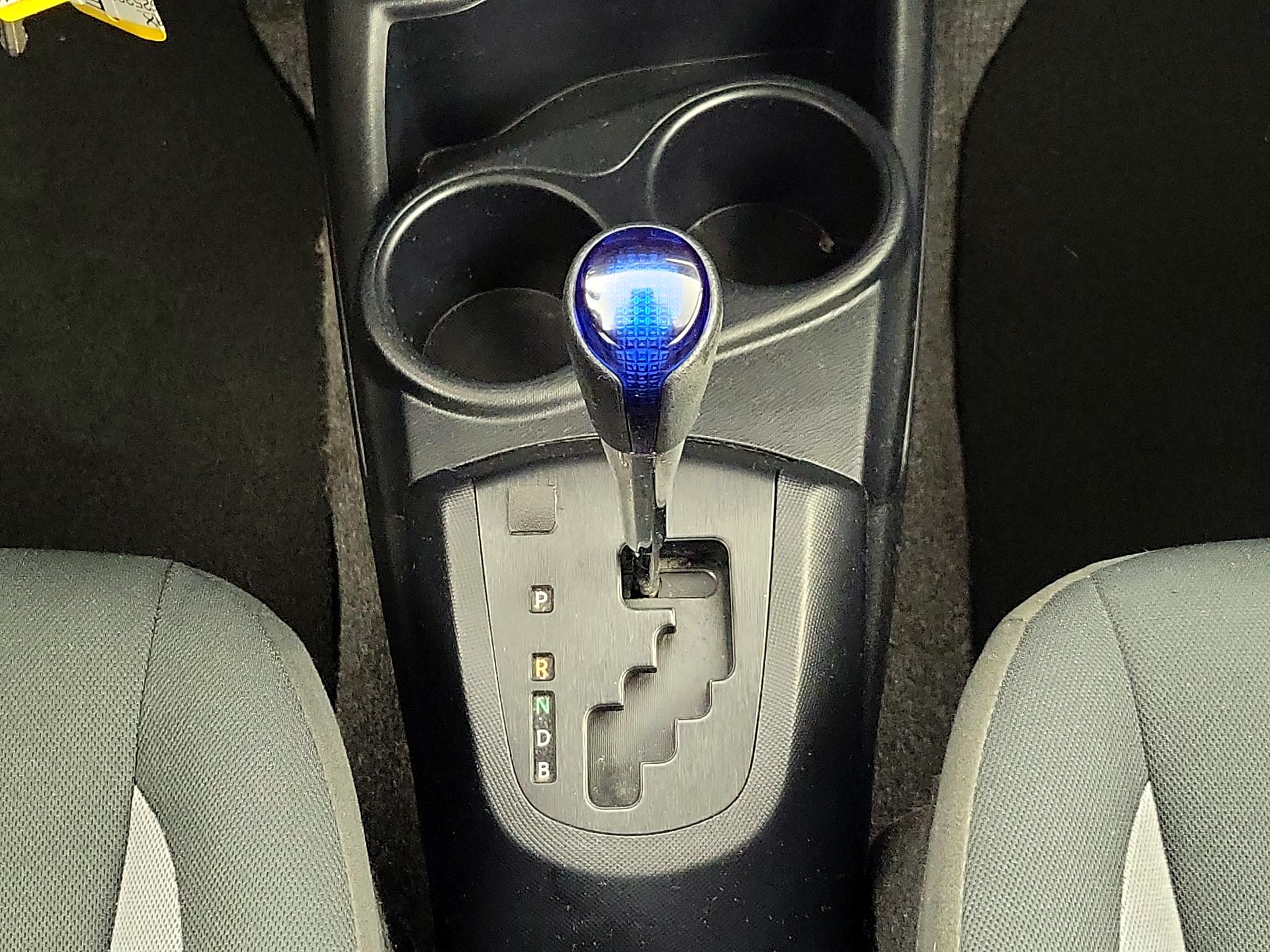 Thumbnail: 2019 Toyota Prius c - 17