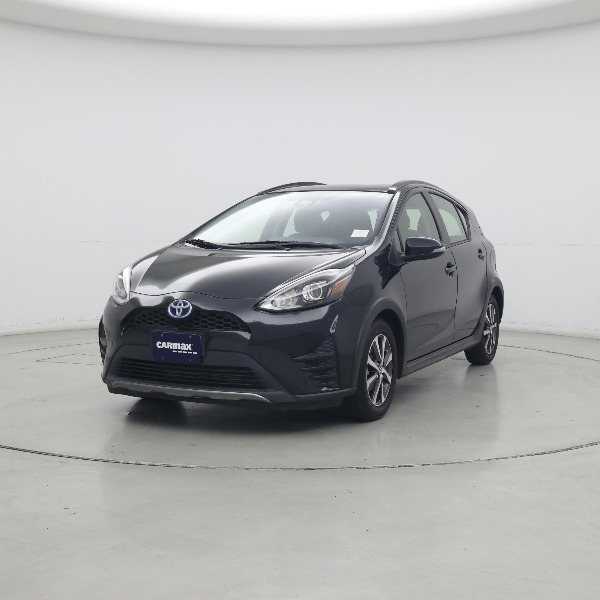 Thumbnail: 2019 Toyota Prius c - 4