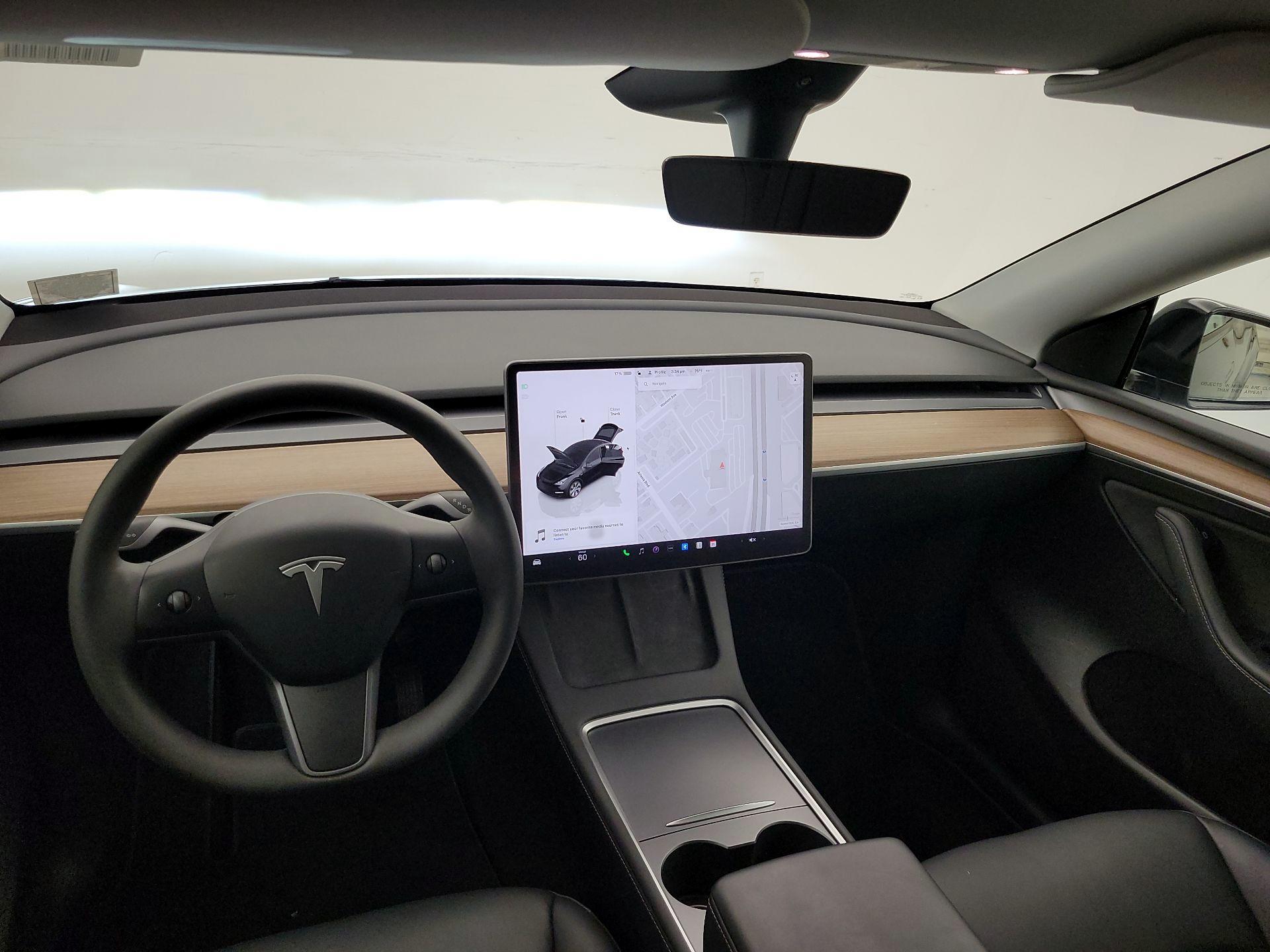 Thumbnail: 2023 Tesla Model Y - 9