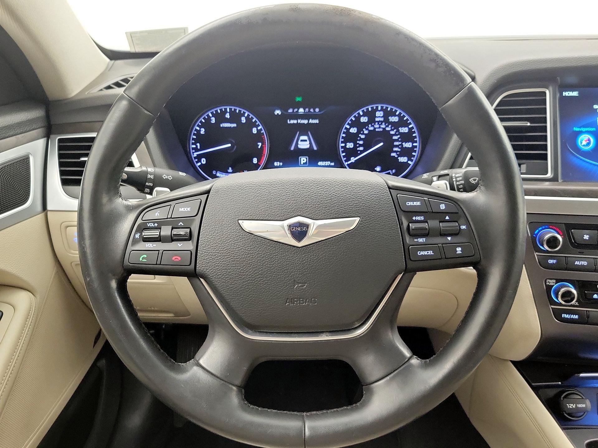 Thumbnail: 2015 Hyundai Genesis - 10