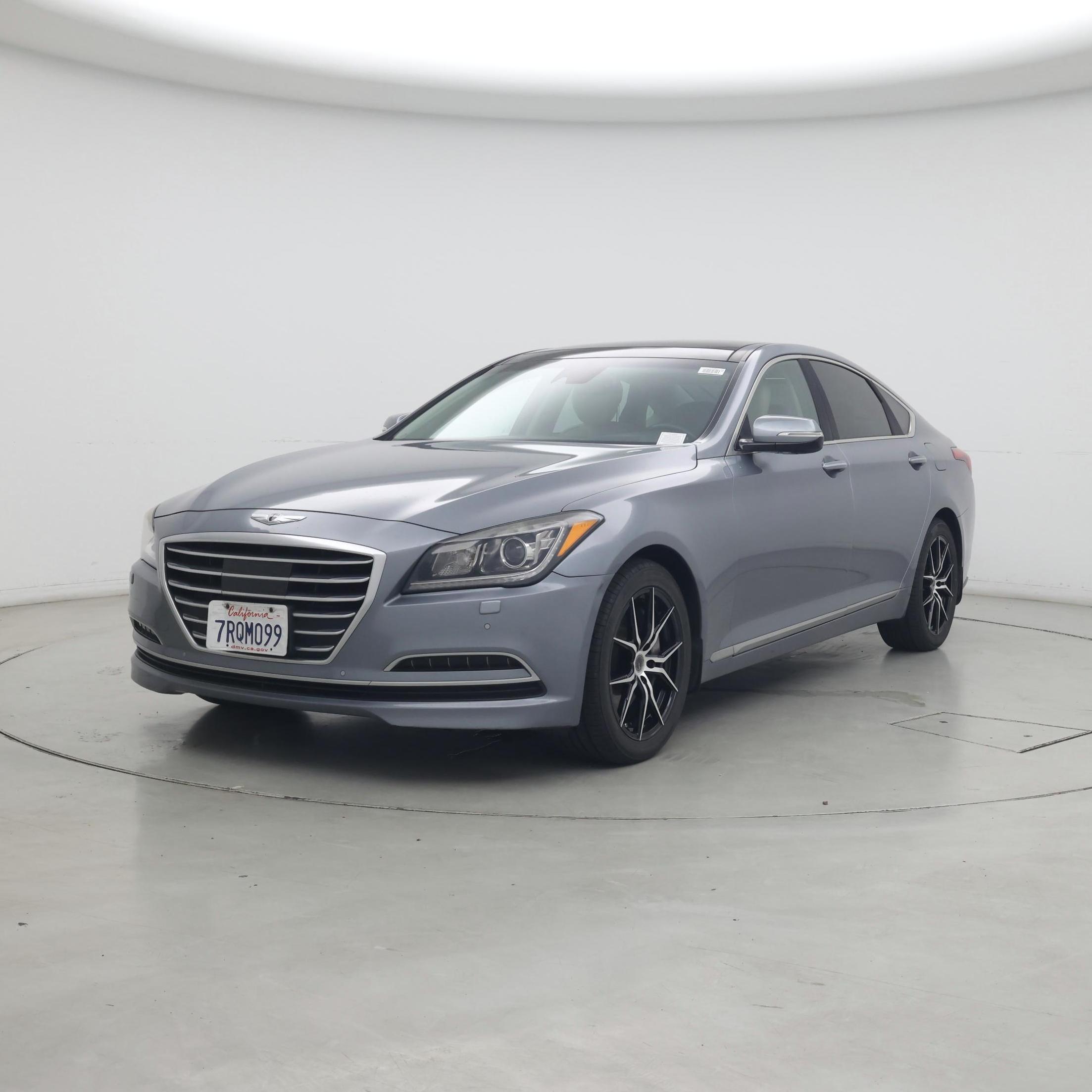 Thumbnail: 2015 Hyundai Genesis - 4