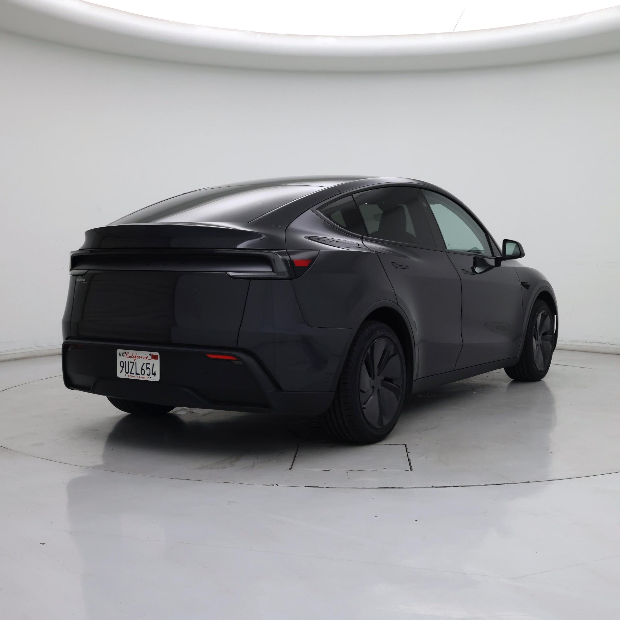 Thumbnail: 2026 Tesla Model Y - 8