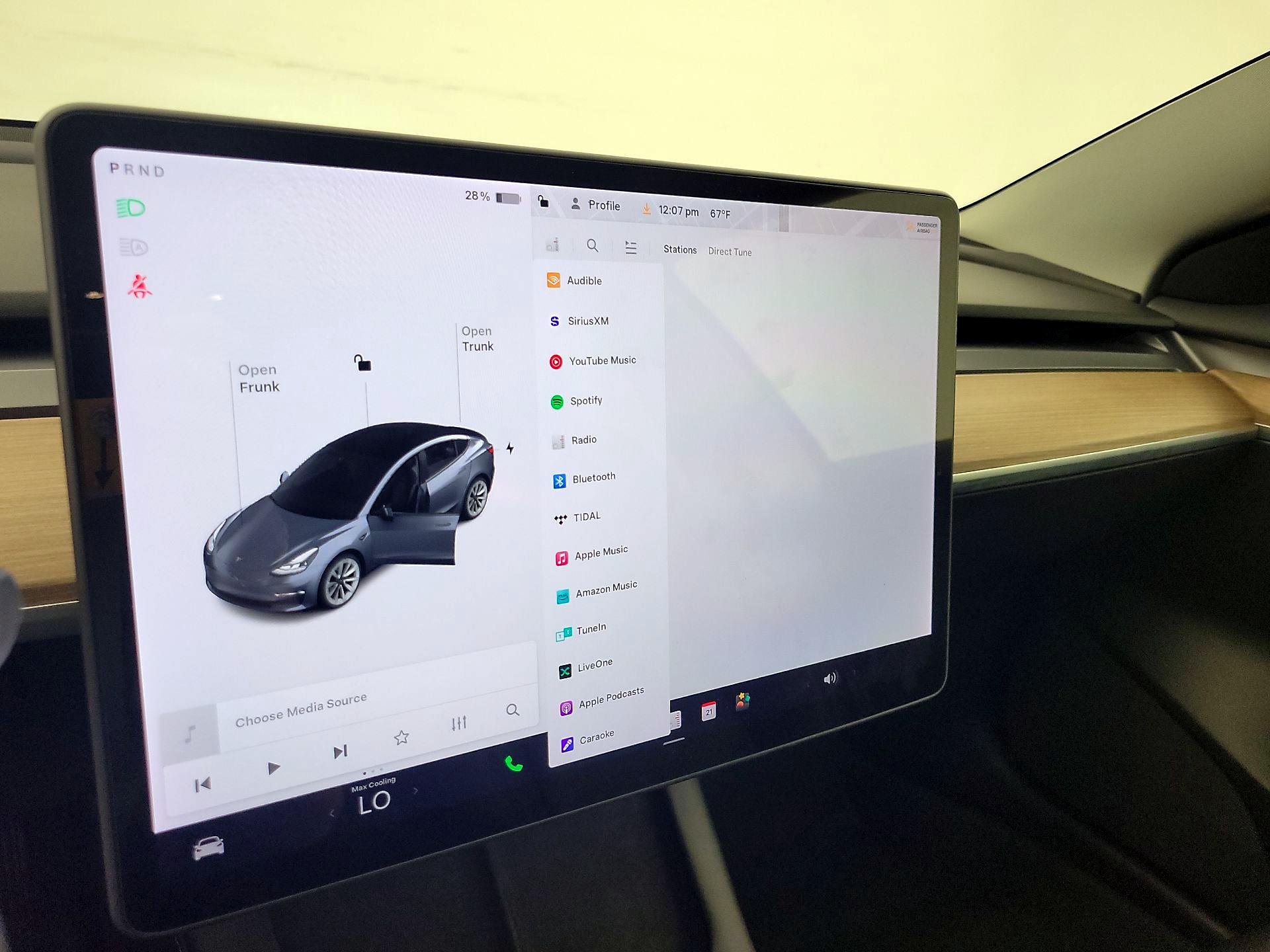 Thumbnail: 2021 Tesla Model 3 - 15