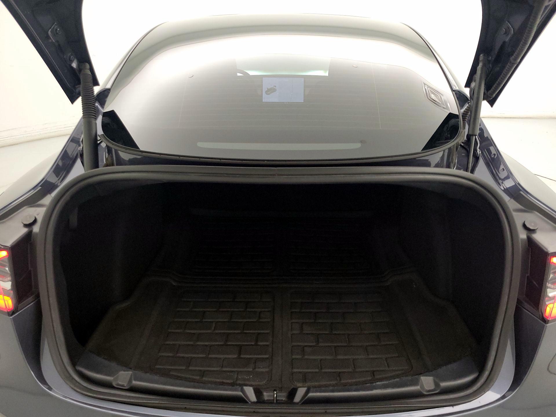 Thumbnail: 2021 Tesla Model 3 - 20