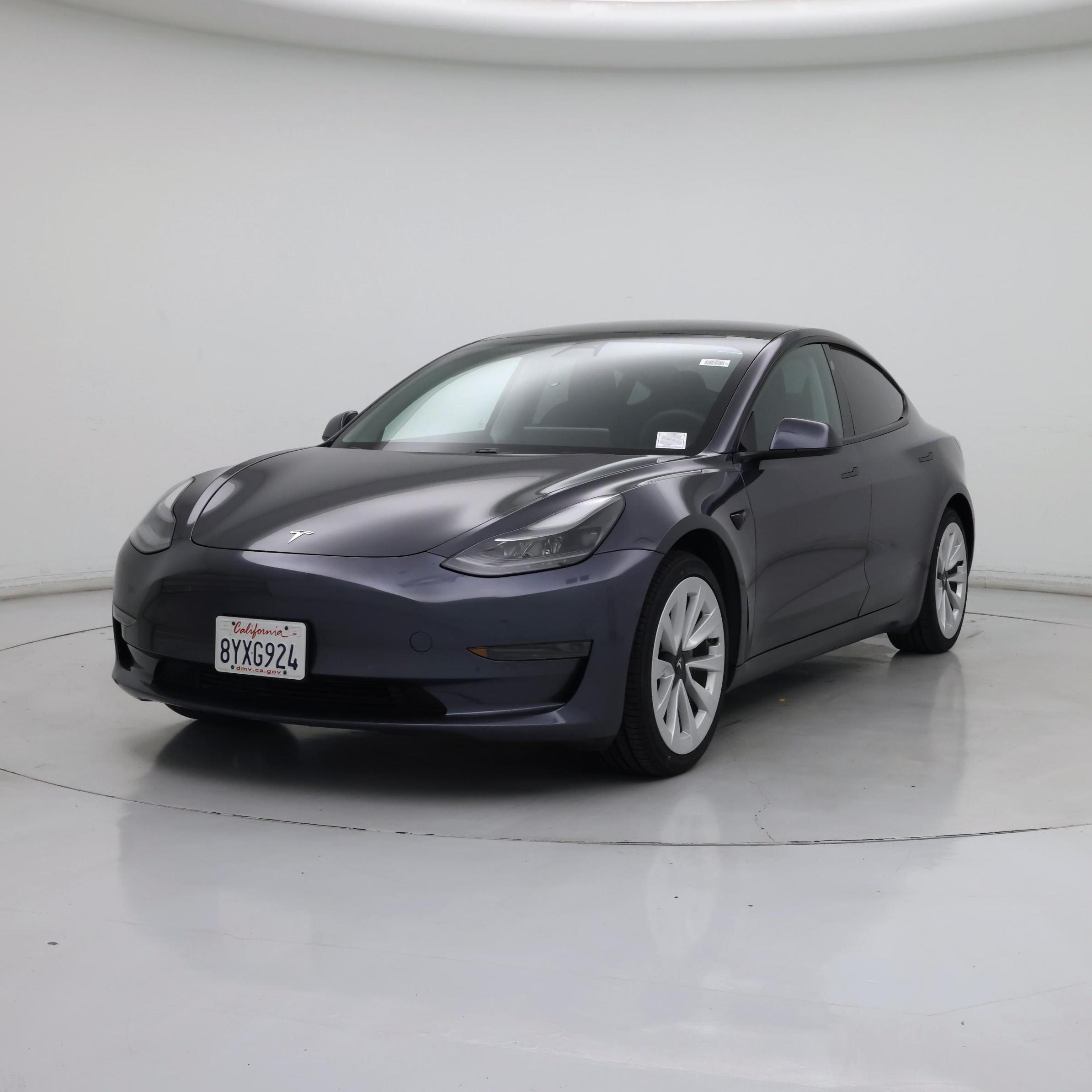 Thumbnail: 2021 Tesla Model 3 - 4