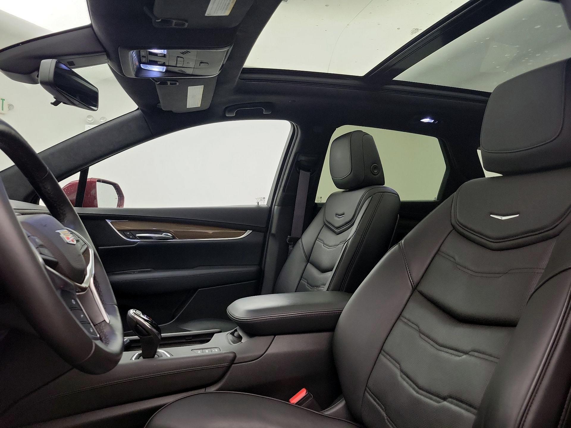 Thumbnail: 2017 Cadillac XT5 - 20