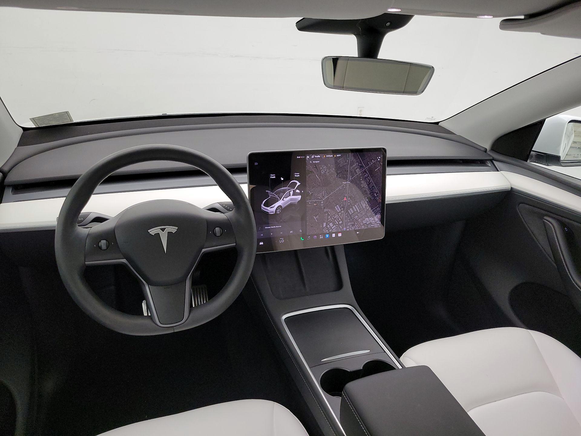 Thumbnail: 2023 Tesla Model Y - 9
