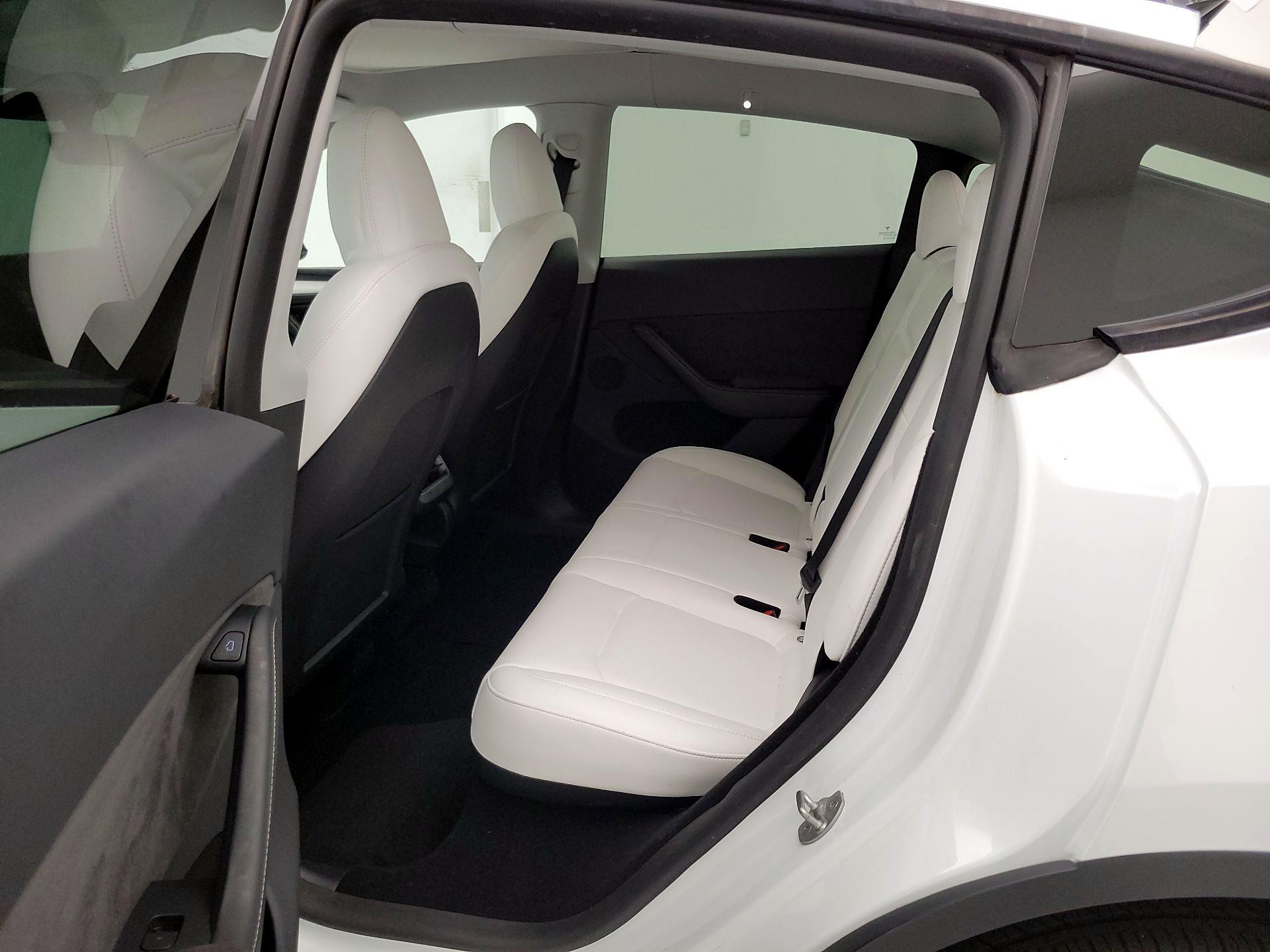 Thumbnail: 2023 Tesla Model Y - 18