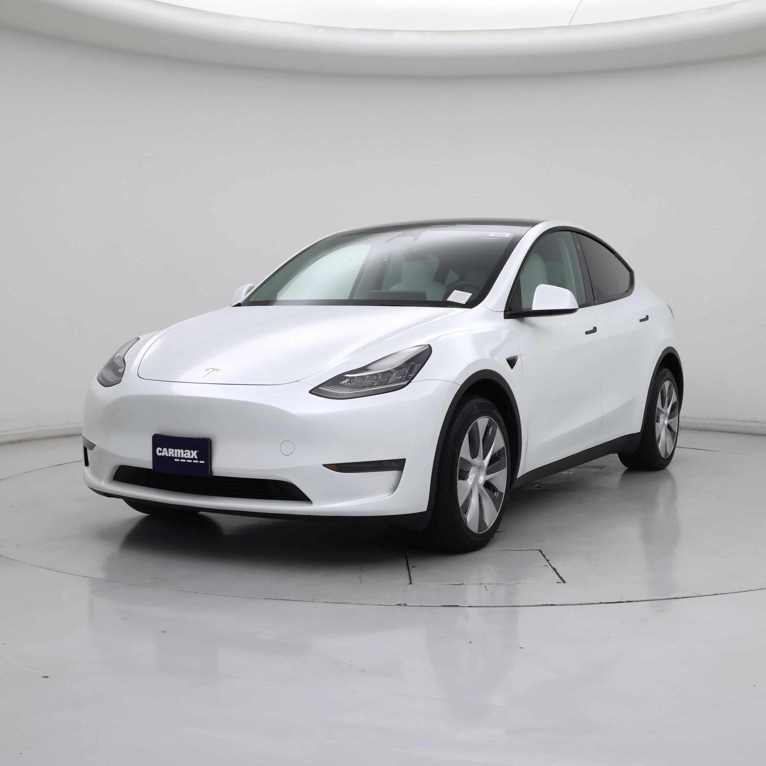 Thumbnail: 2023 Tesla Model Y - 4
