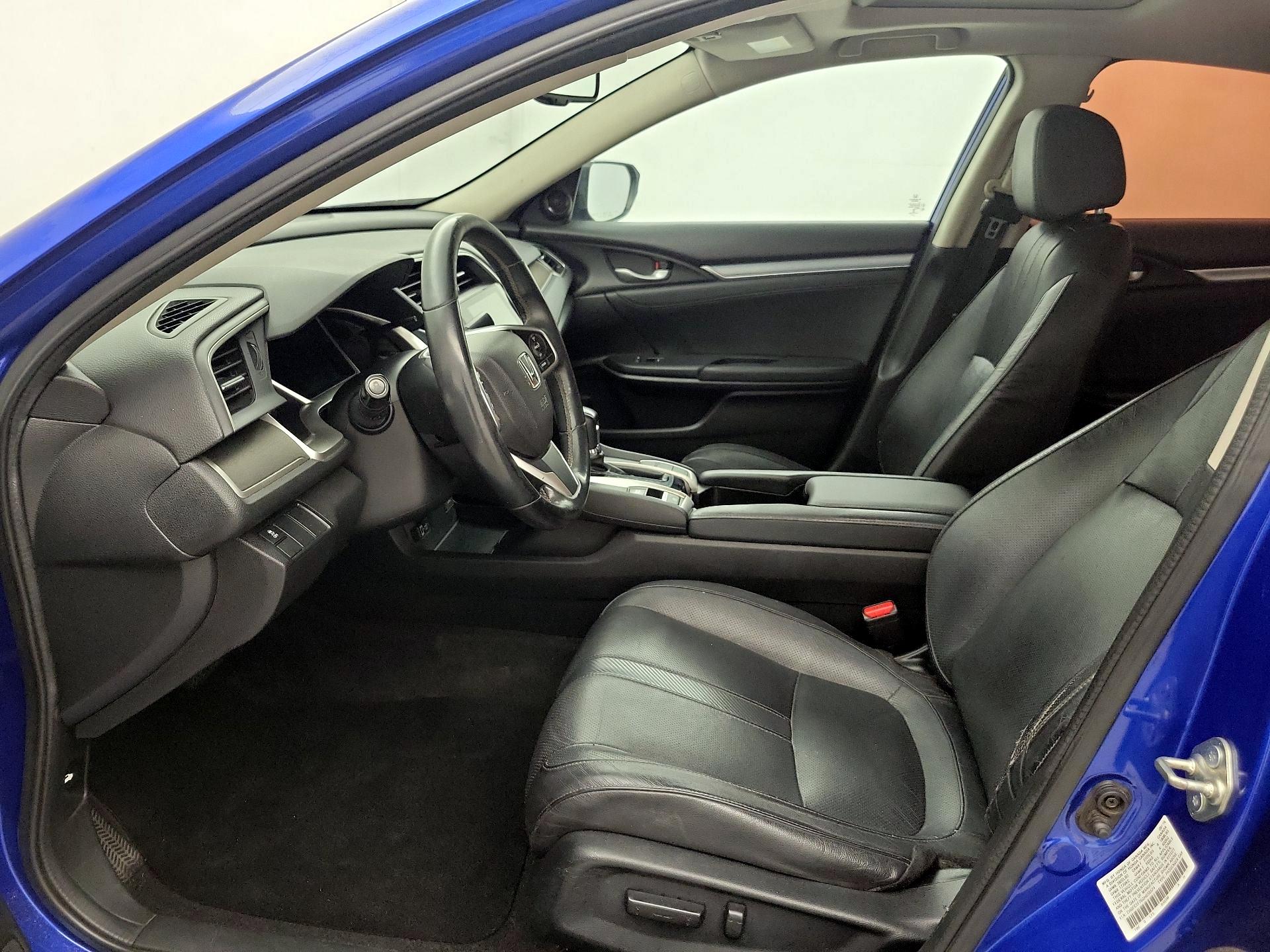 Thumbnail: 2016 Honda Civic - 11