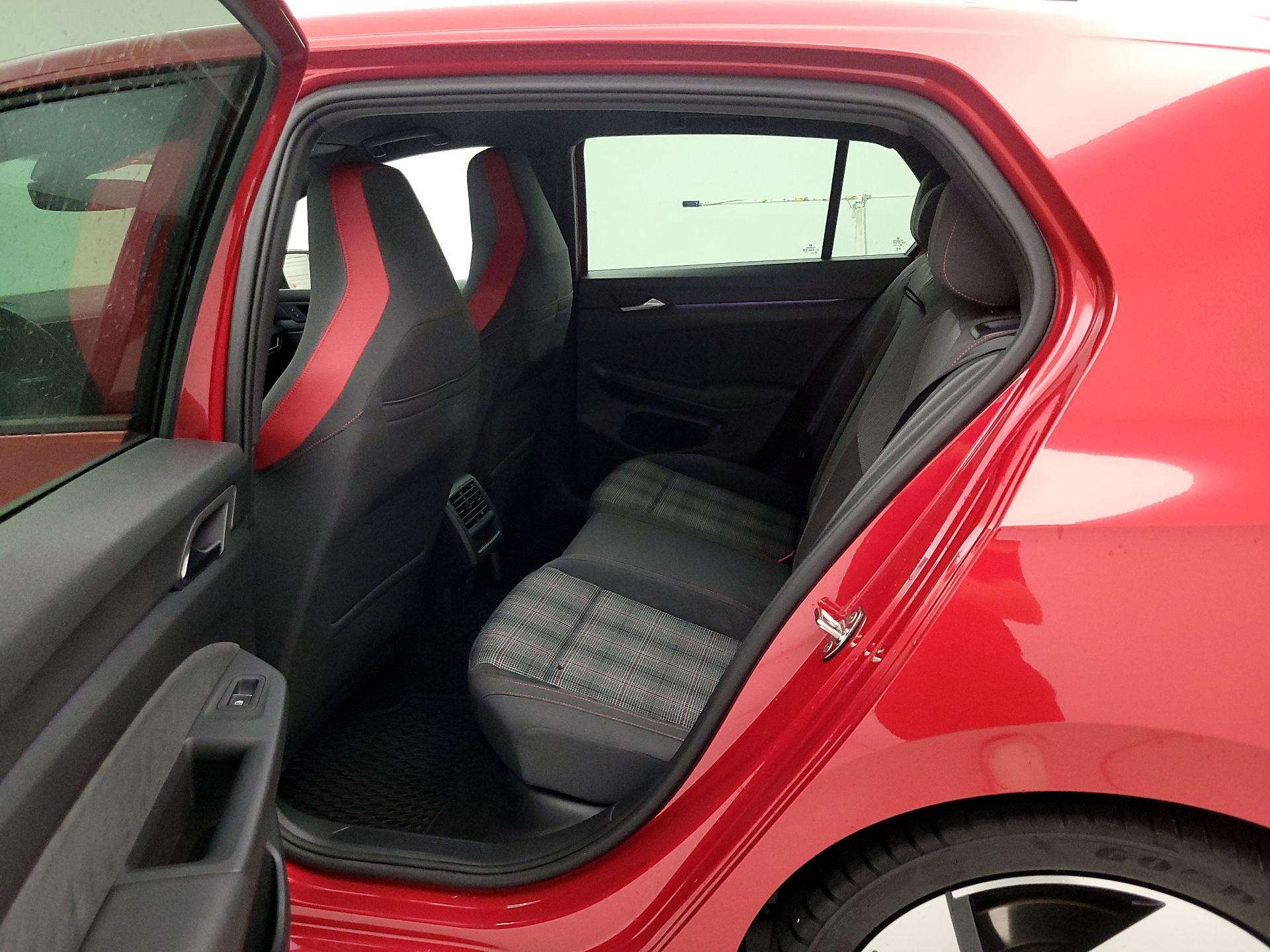 Thumbnail: 2024 Volkswagen Golf - 18