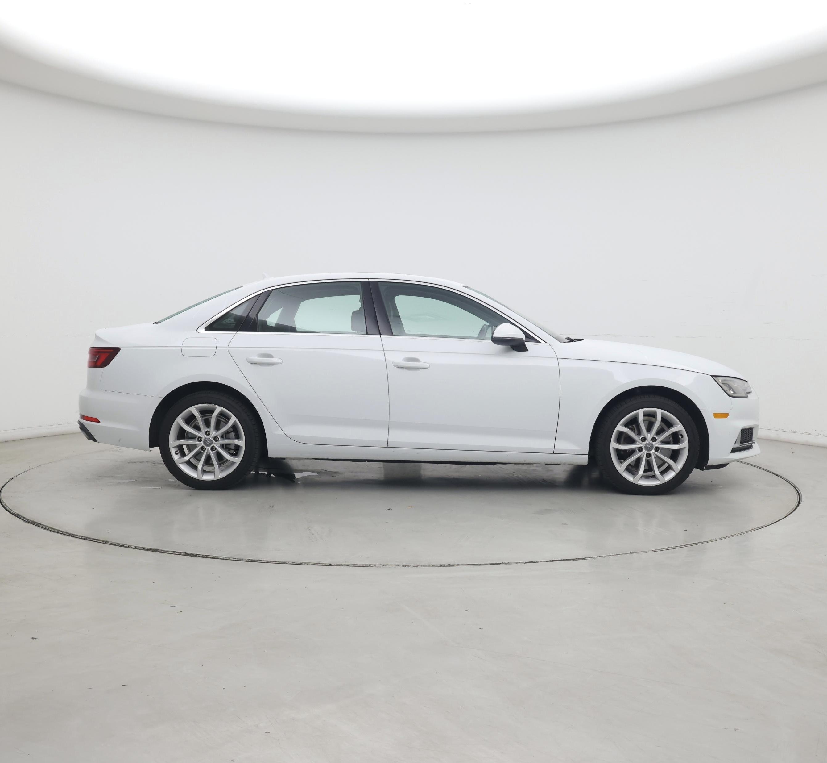 Thumbnail: 2019 Audi A4 - 7