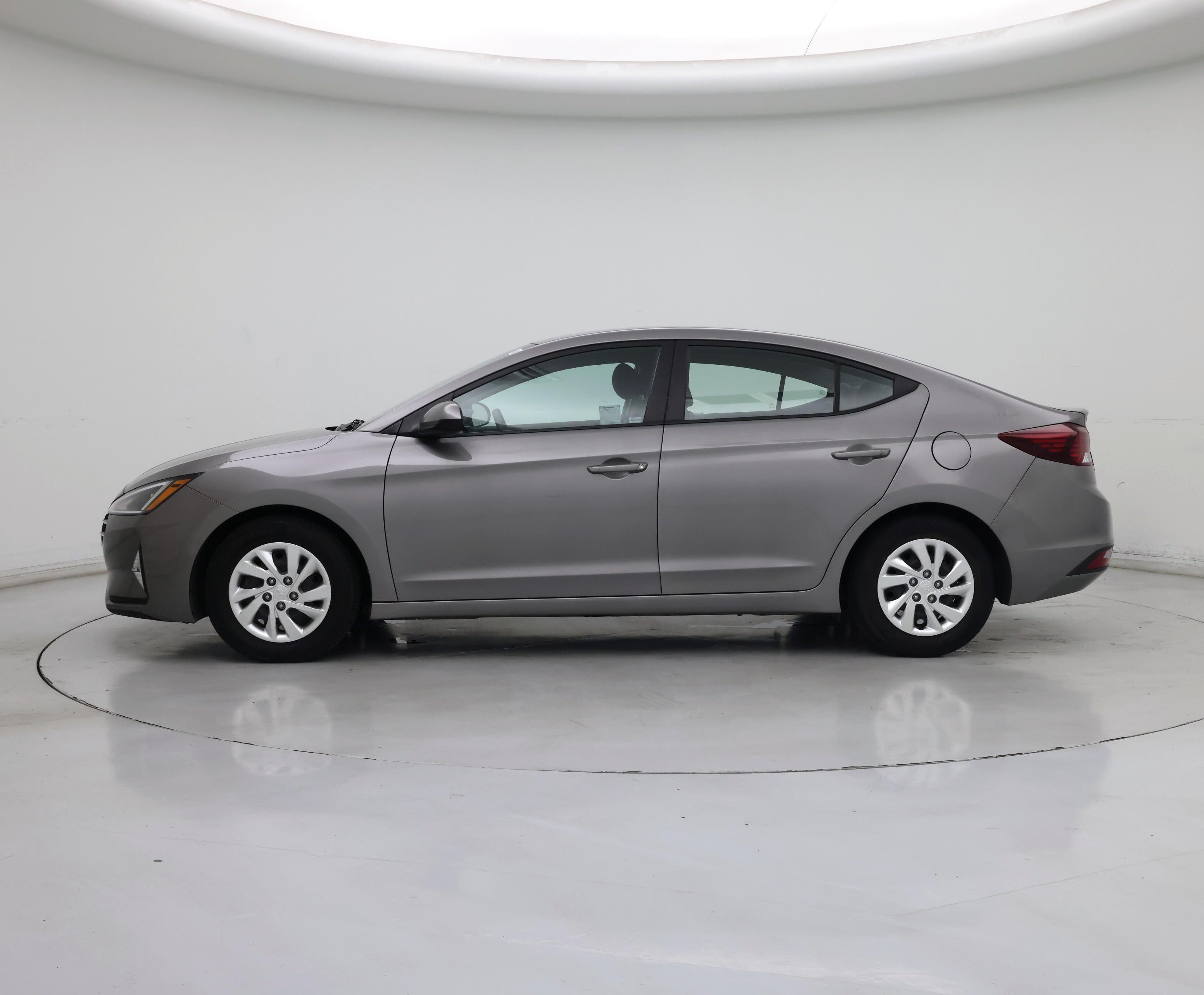 Thumbnail: 2020 Hyundai Elantra - 3
