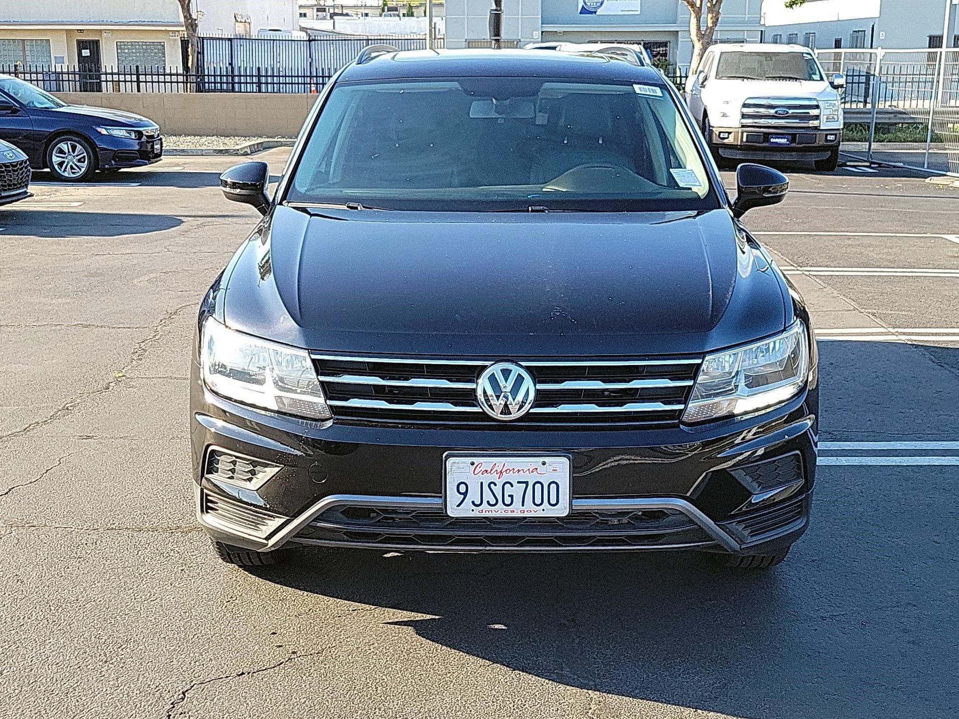 Thumbnail: 2021 Volkswagen Tiguan - 2