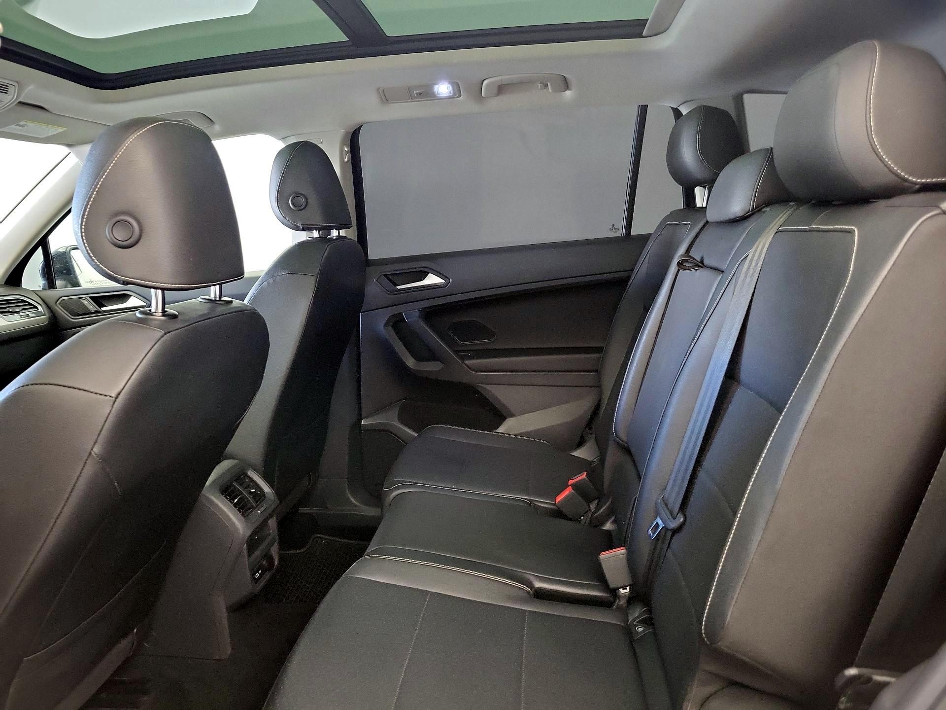 Thumbnail: 2021 Volkswagen Tiguan - 20