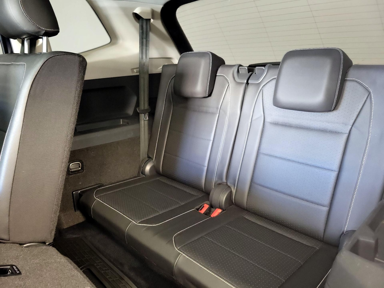 2021 Volkswagen Tiguan SE - Photo 21