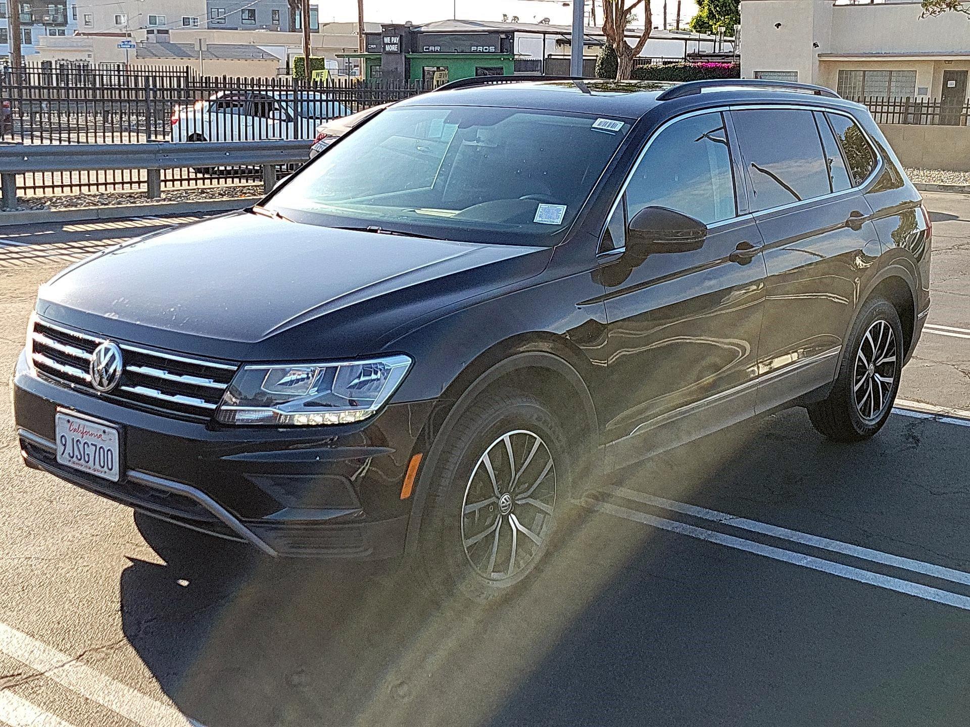 Thumbnail: 2021 Volkswagen Tiguan - 3