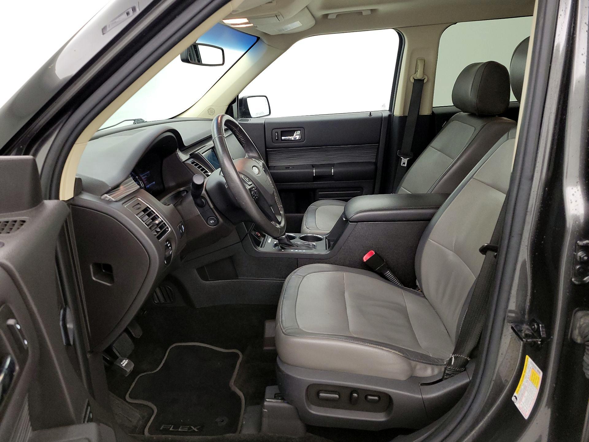 Thumbnail: 2018 Ford Flex - 11