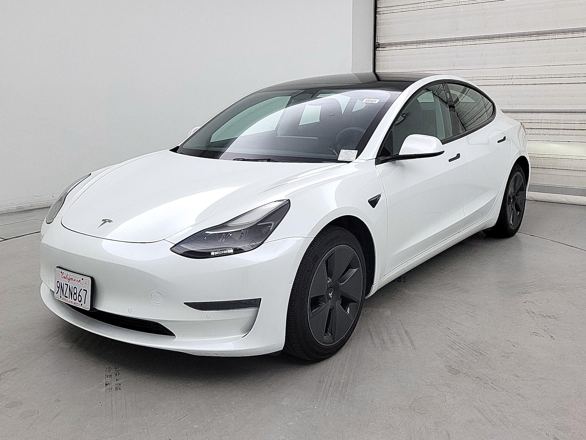 Thumbnail: 2022 Tesla Model 3 - 3