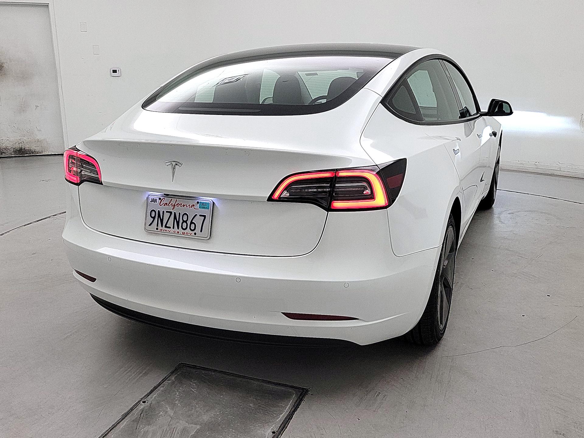 Thumbnail: 2022 Tesla Model 3 - 5