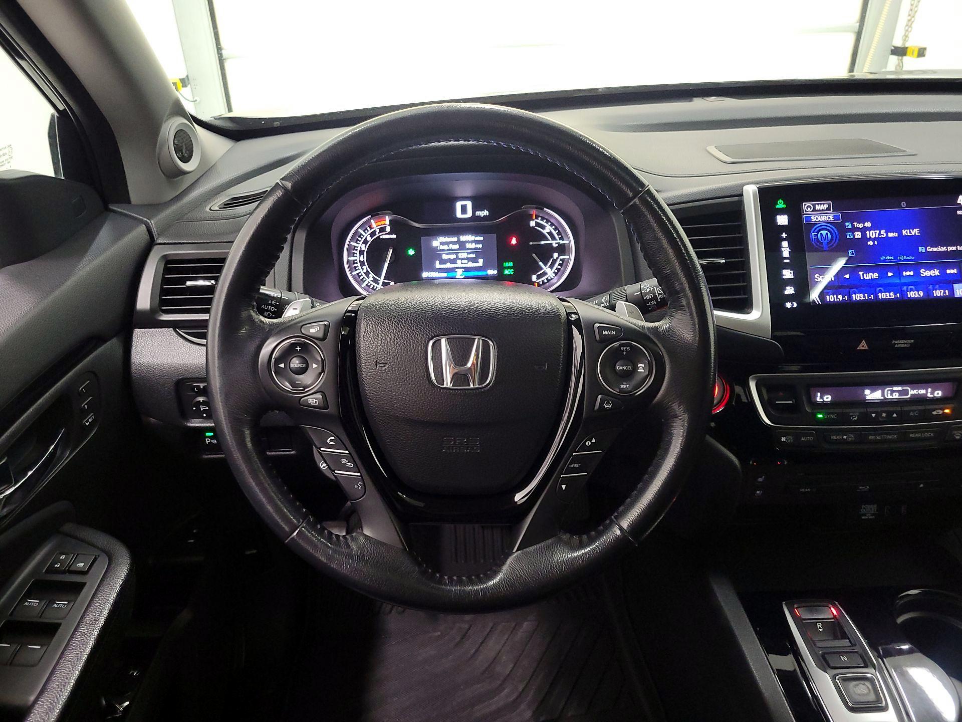 Thumbnail: 2016 Honda Pilot - 10