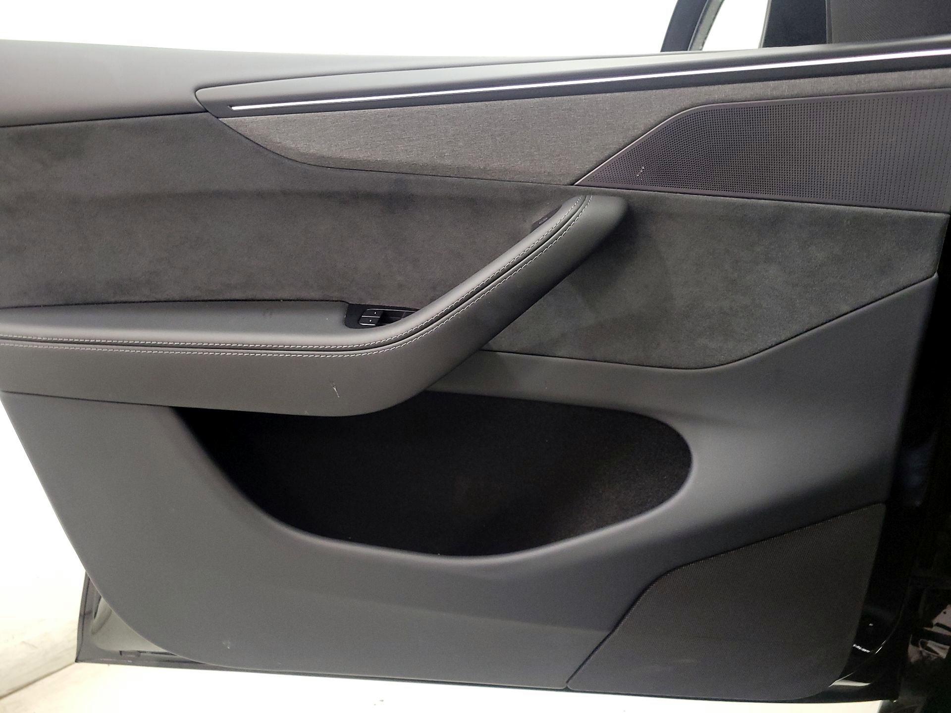 Thumbnail: 2026 Tesla Model Y - 12
