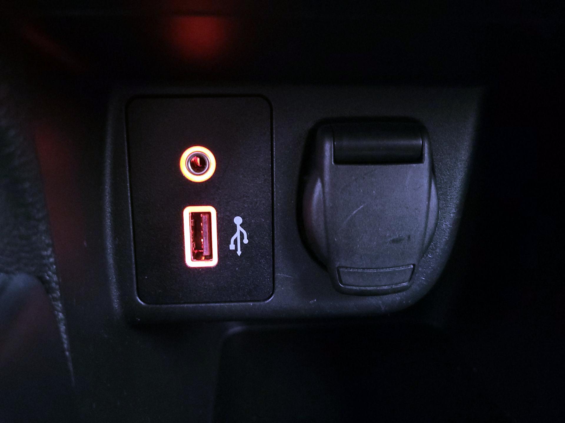 Thumbnail: 2022 Nissan Versa - 17
