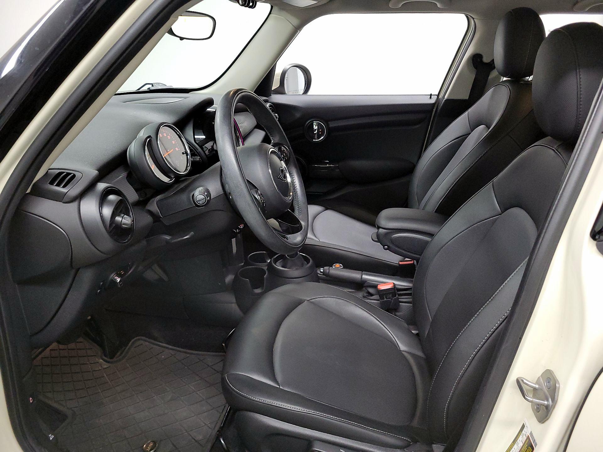 Thumbnail: 2020 MINI Cooper Hardtop - 9