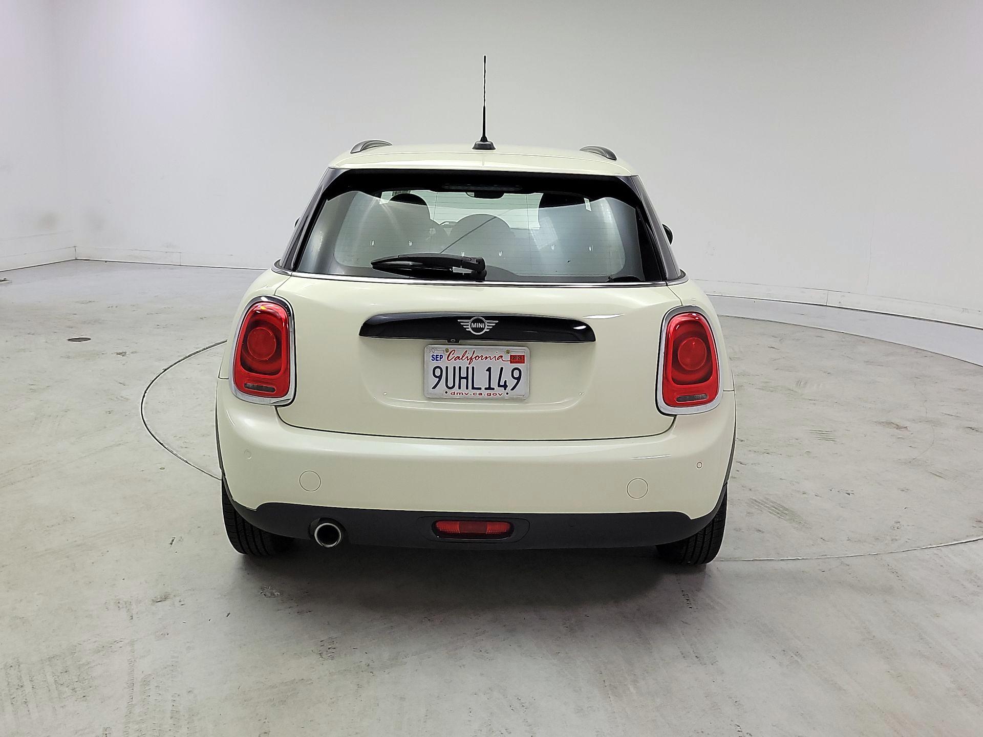 Thumbnail: 2020 MINI Cooper Hardtop - 6