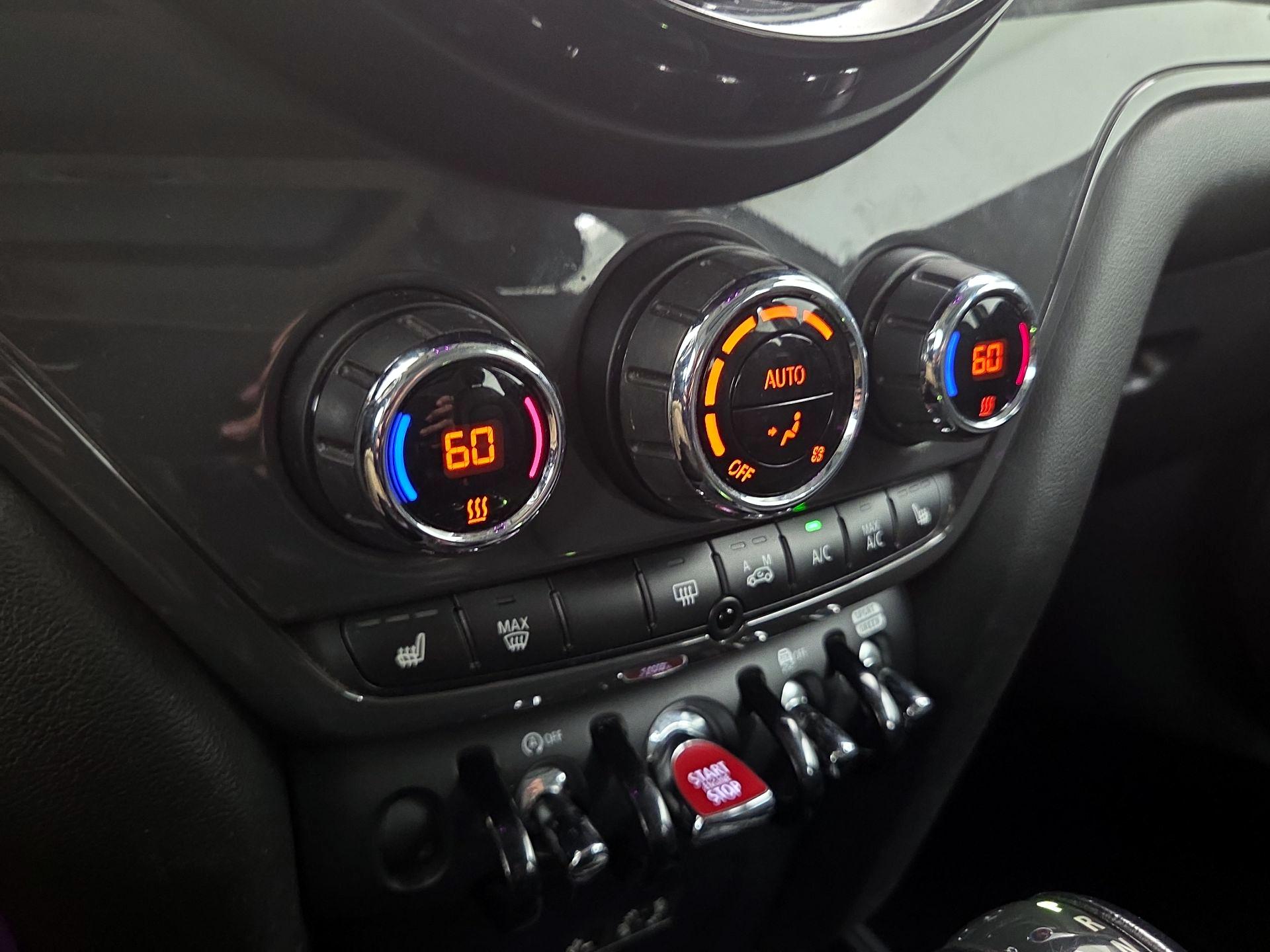 Thumbnail: 2018 MINI Cooper Countryman - 16