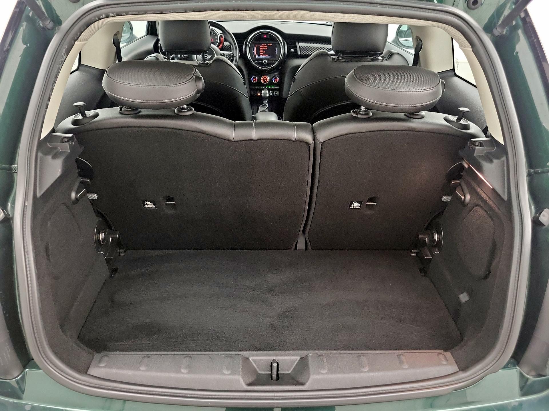 Thumbnail: 2015 MINI Cooper Hardtop - 20