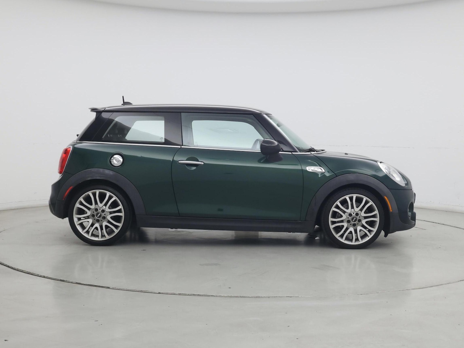 2015 MINI Cooper S - Photo 8