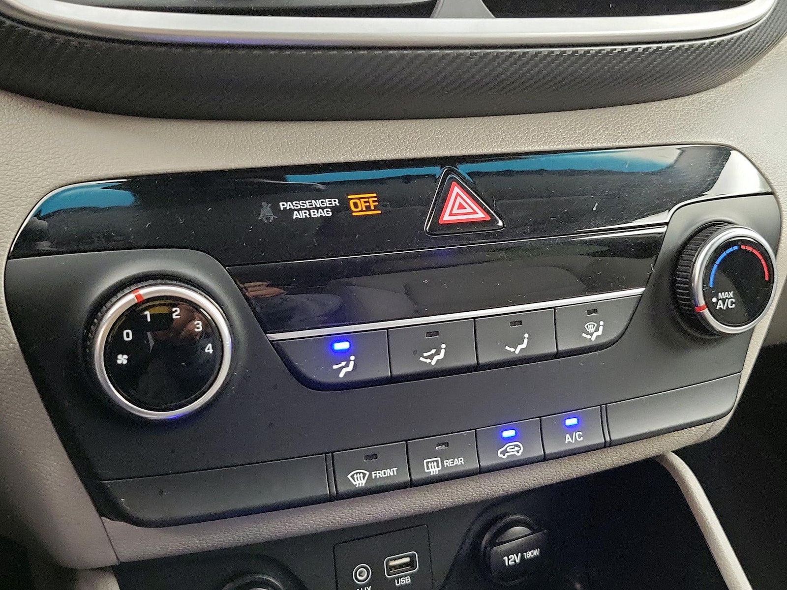 2019 Hyundai Tucson SE - Photo 17