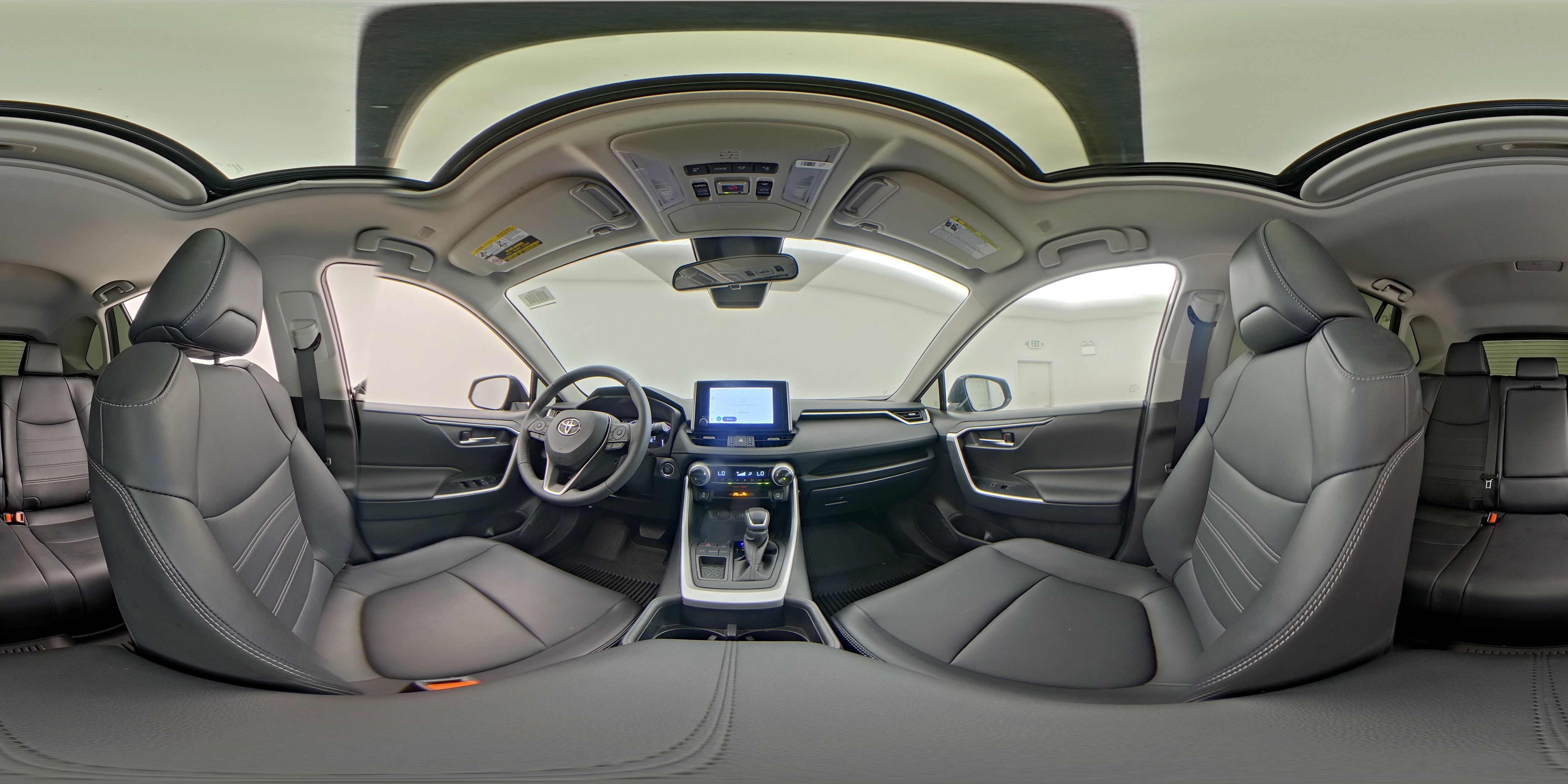 2025 Toyota RAV4 XLE Premium - Photo 25