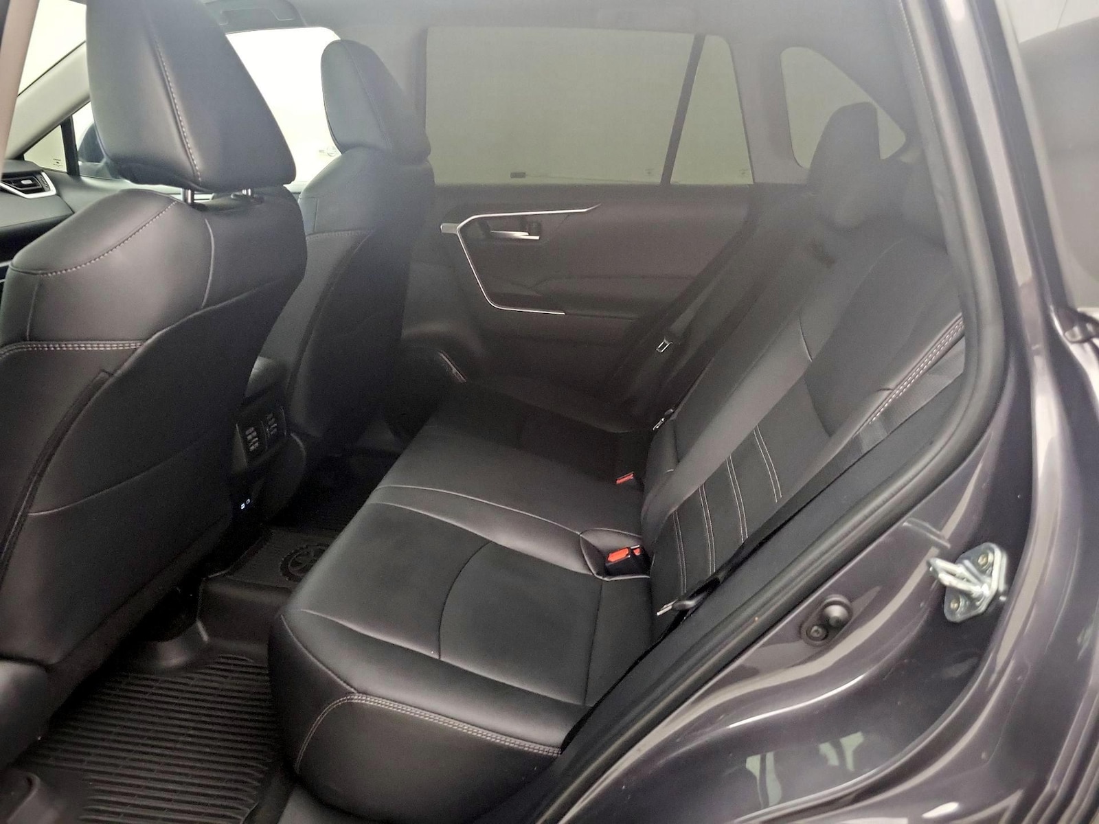 2025 Toyota RAV4 XLE Premium - Photo 21