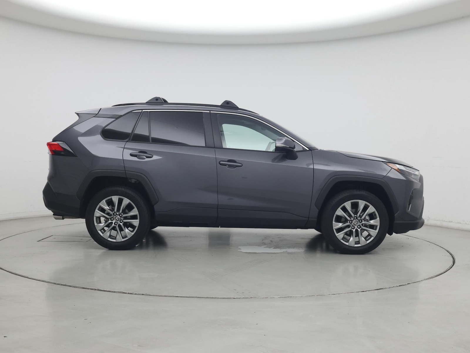 2025 Toyota RAV4 XLE Premium - Photo 8