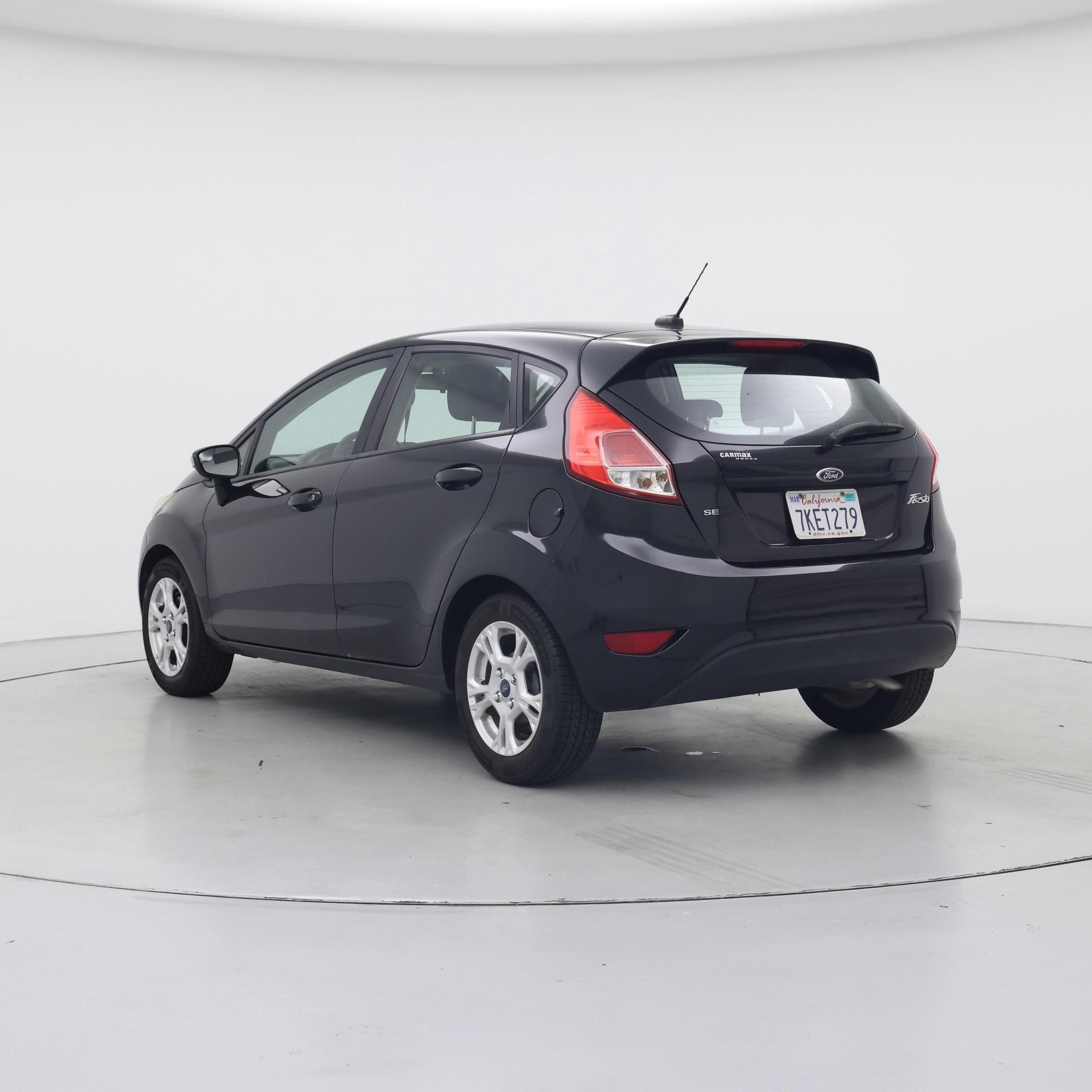 Thumbnail: 2015 Ford Fiesta - 2