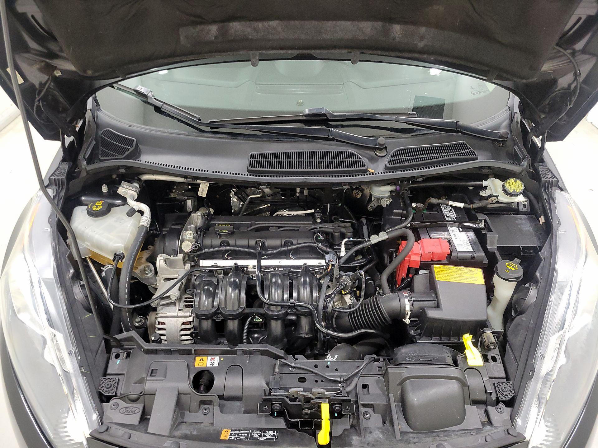 Thumbnail: 2015 Ford Fiesta - 19