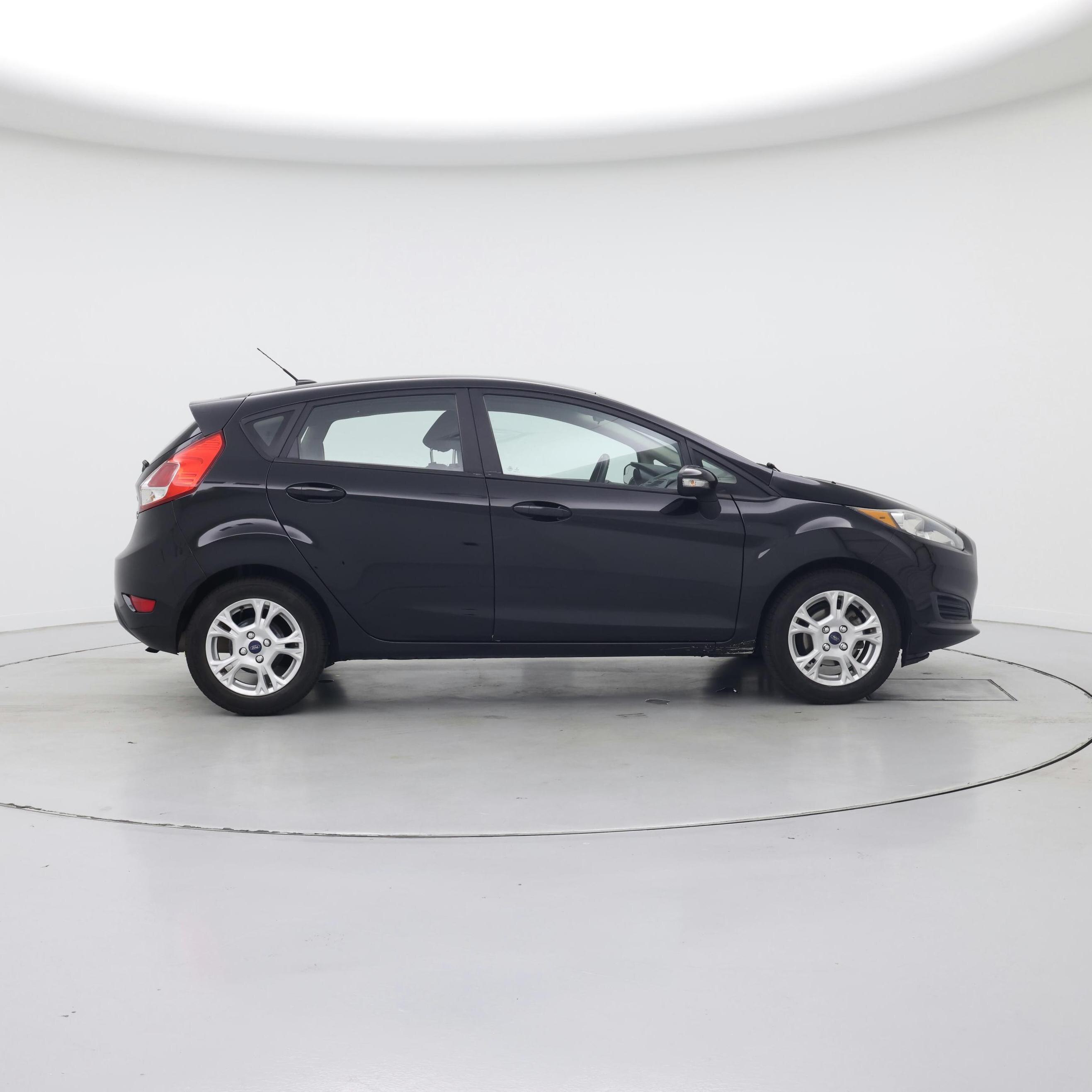 Thumbnail: 2015 Ford Fiesta - 7