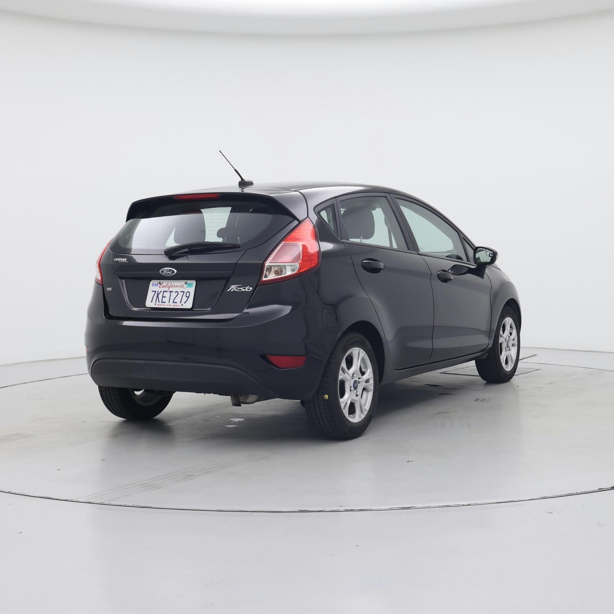 Thumbnail: 2015 Ford Fiesta - 8