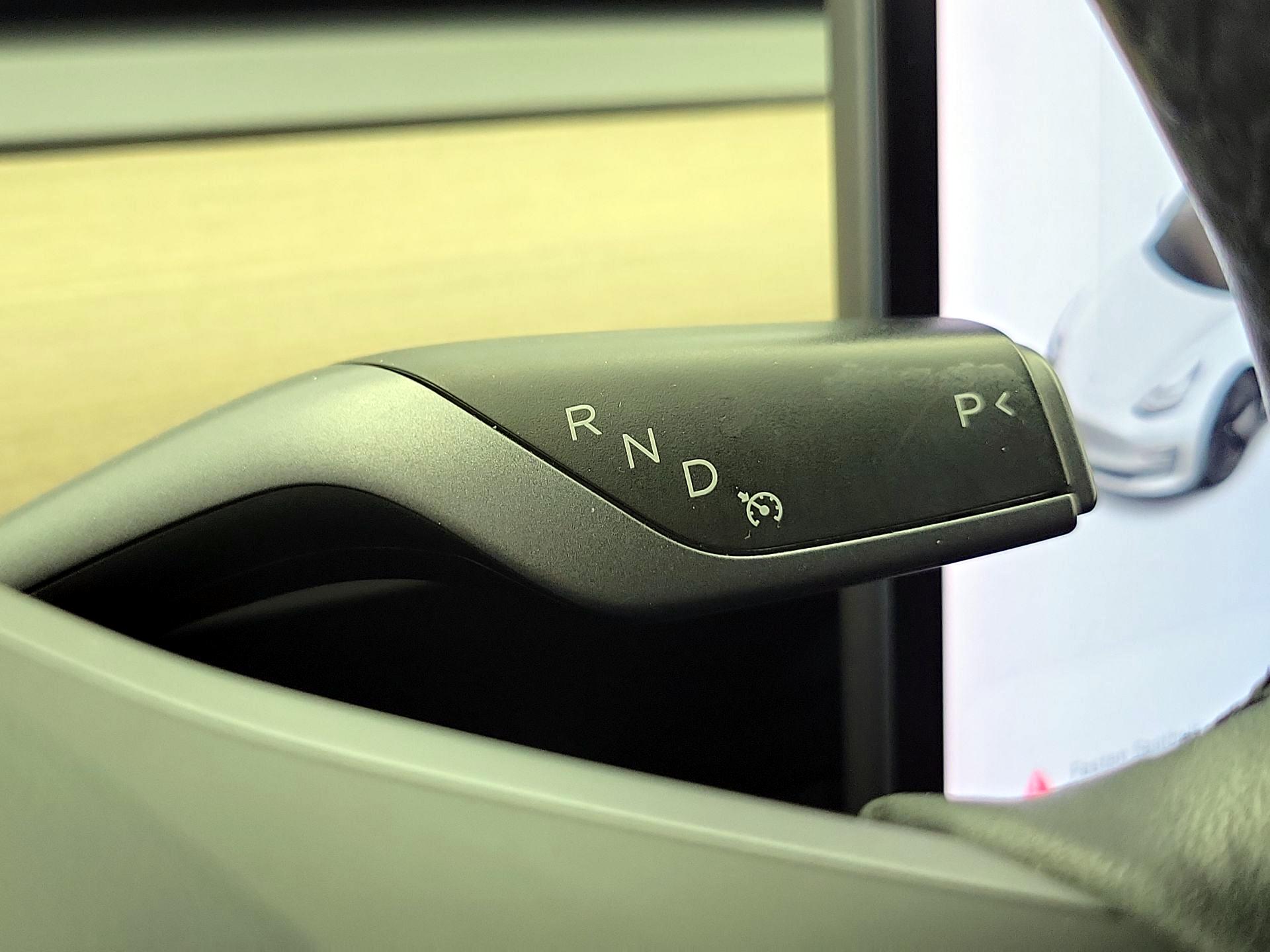Thumbnail: 2019 Tesla Model 3 - 17