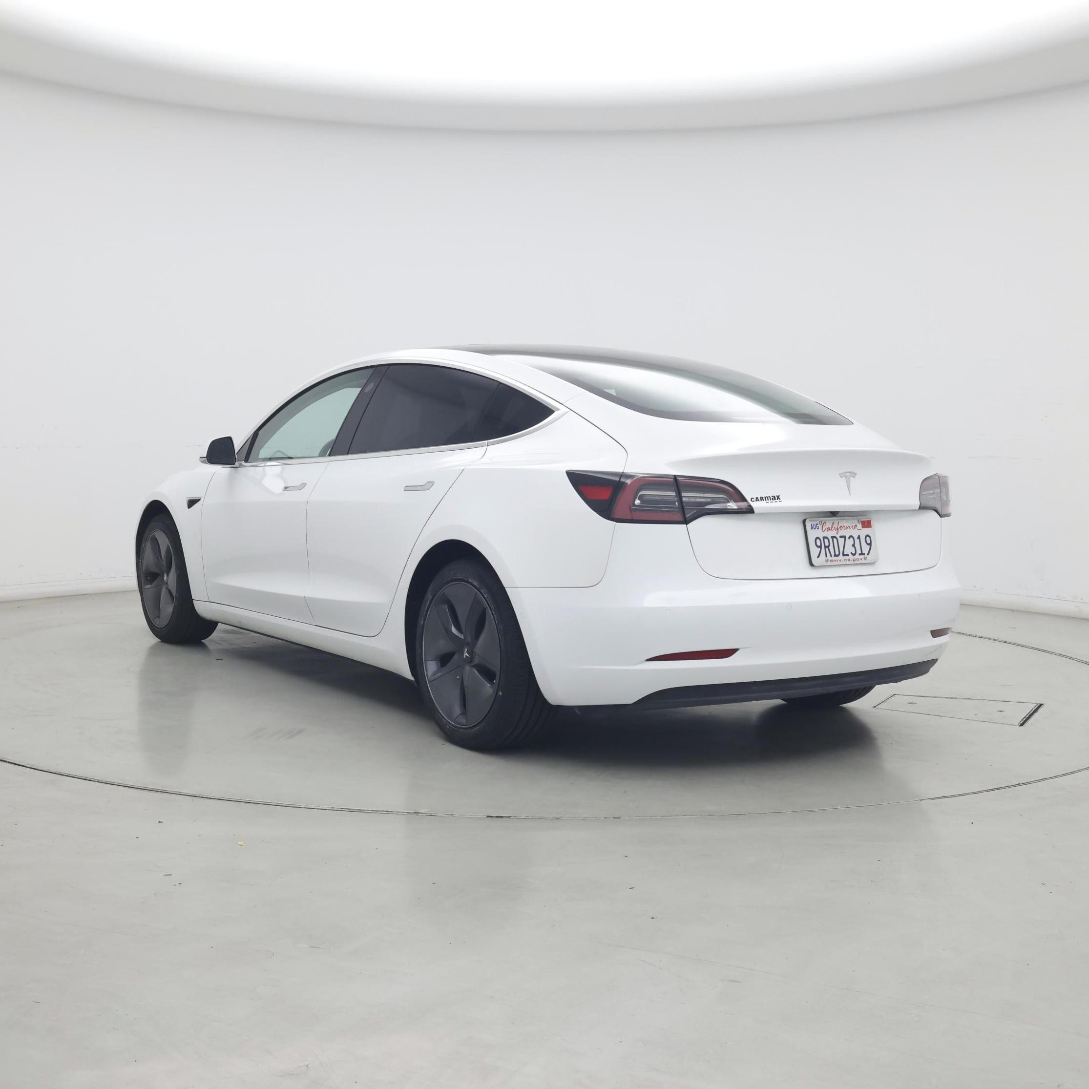 Thumbnail: 2019 Tesla Model 3 - 2