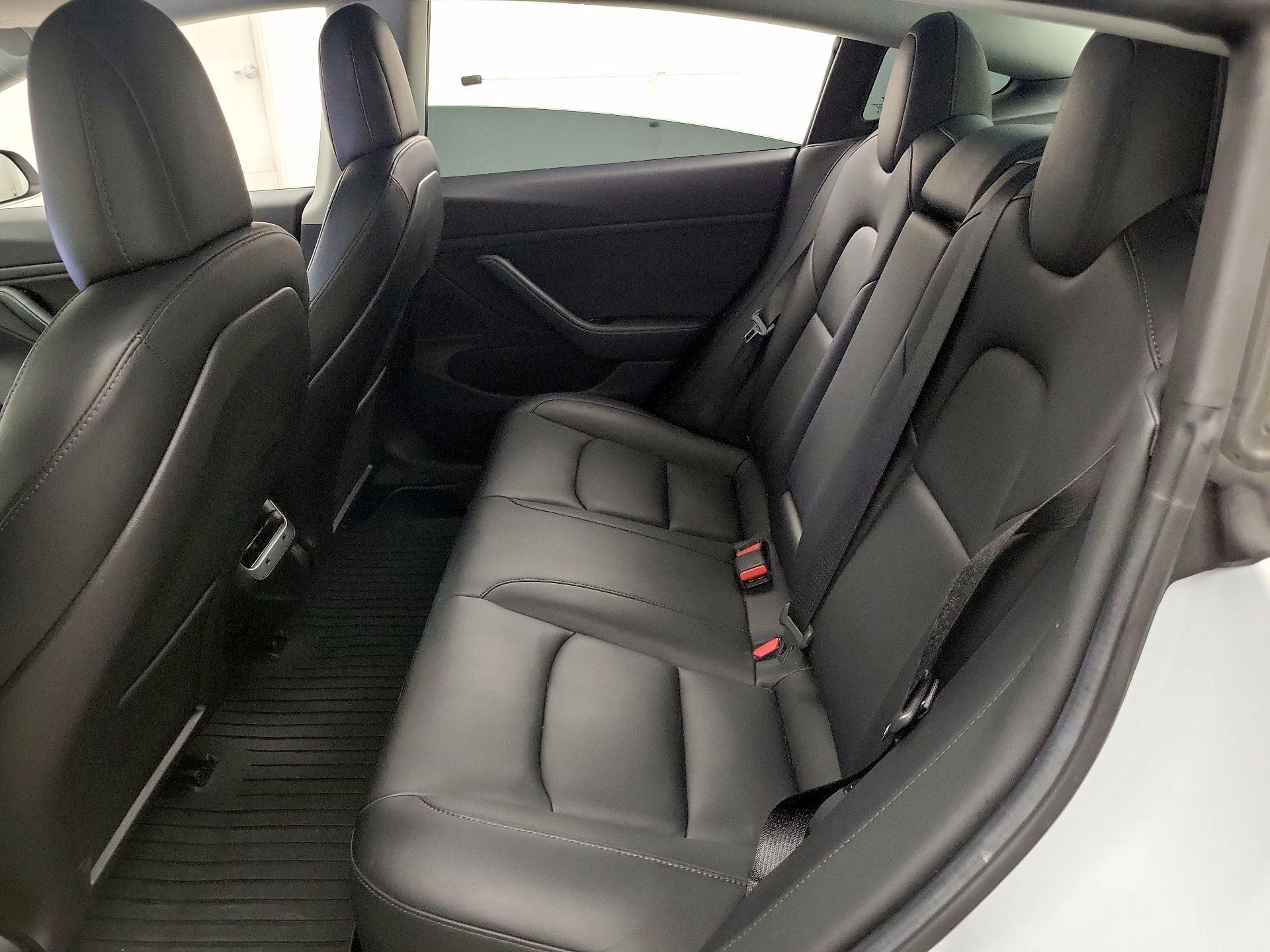Thumbnail: 2019 Tesla Model 3 - 19