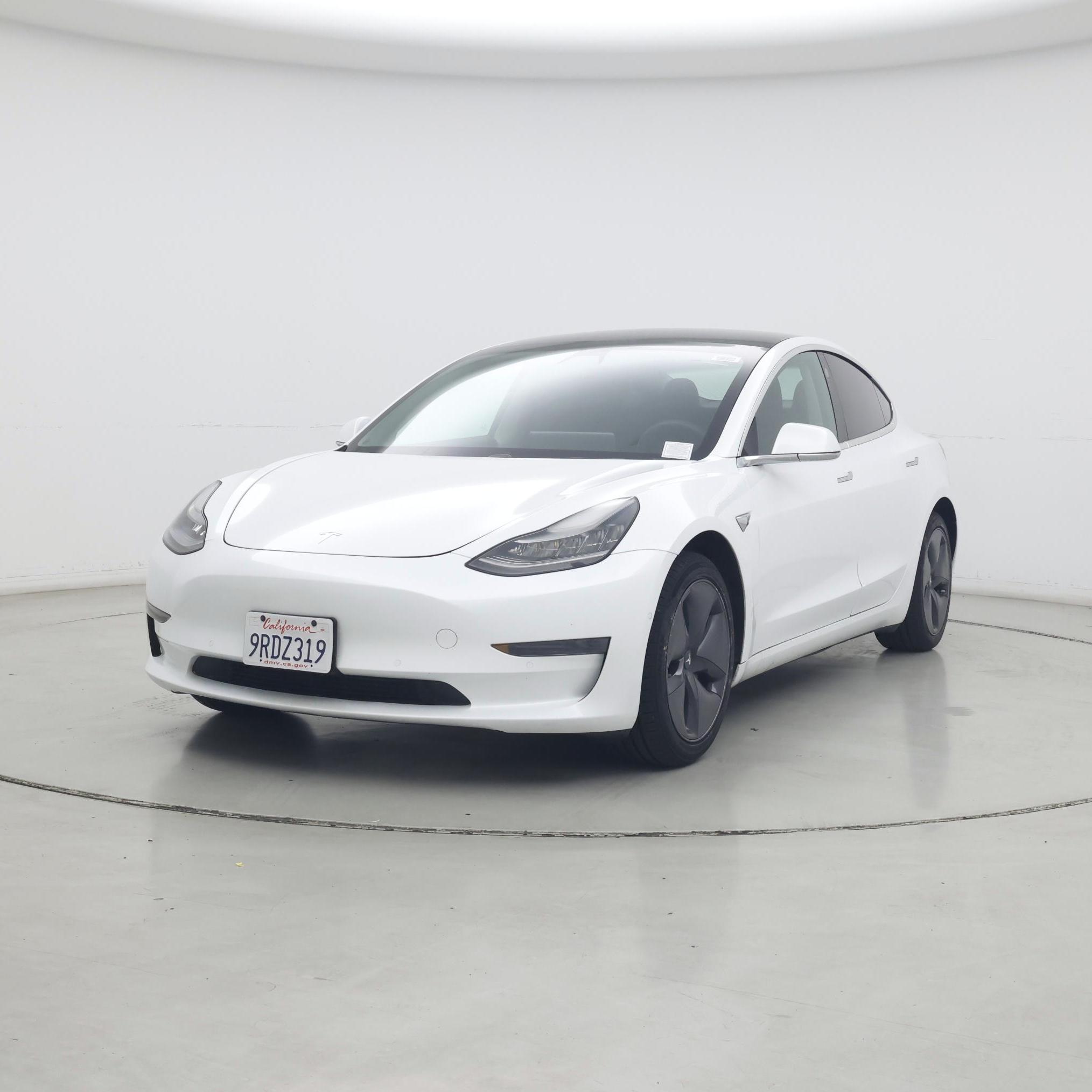 Thumbnail: 2019 Tesla Model 3 - 4