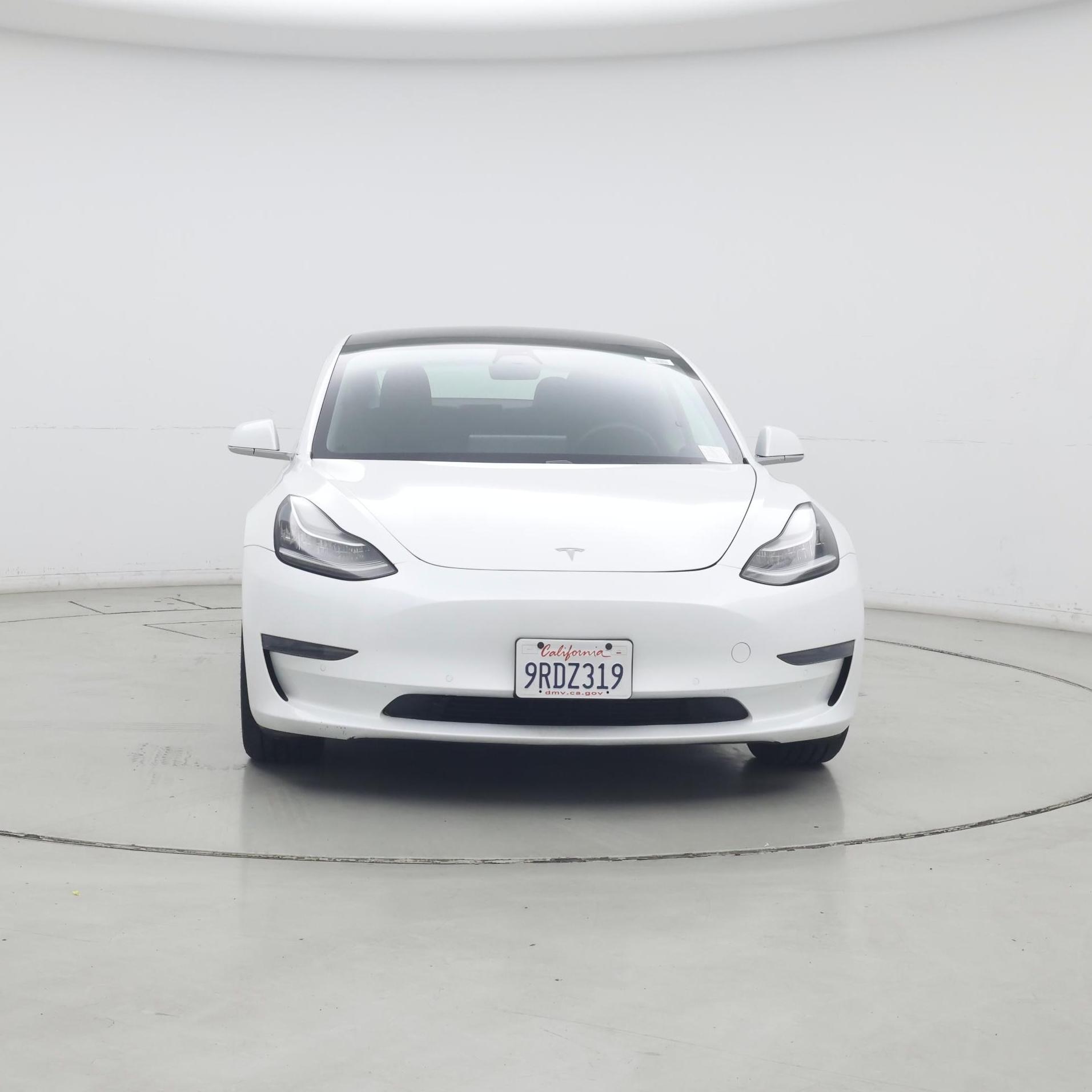 Thumbnail: 2019 Tesla Model 3 - 5