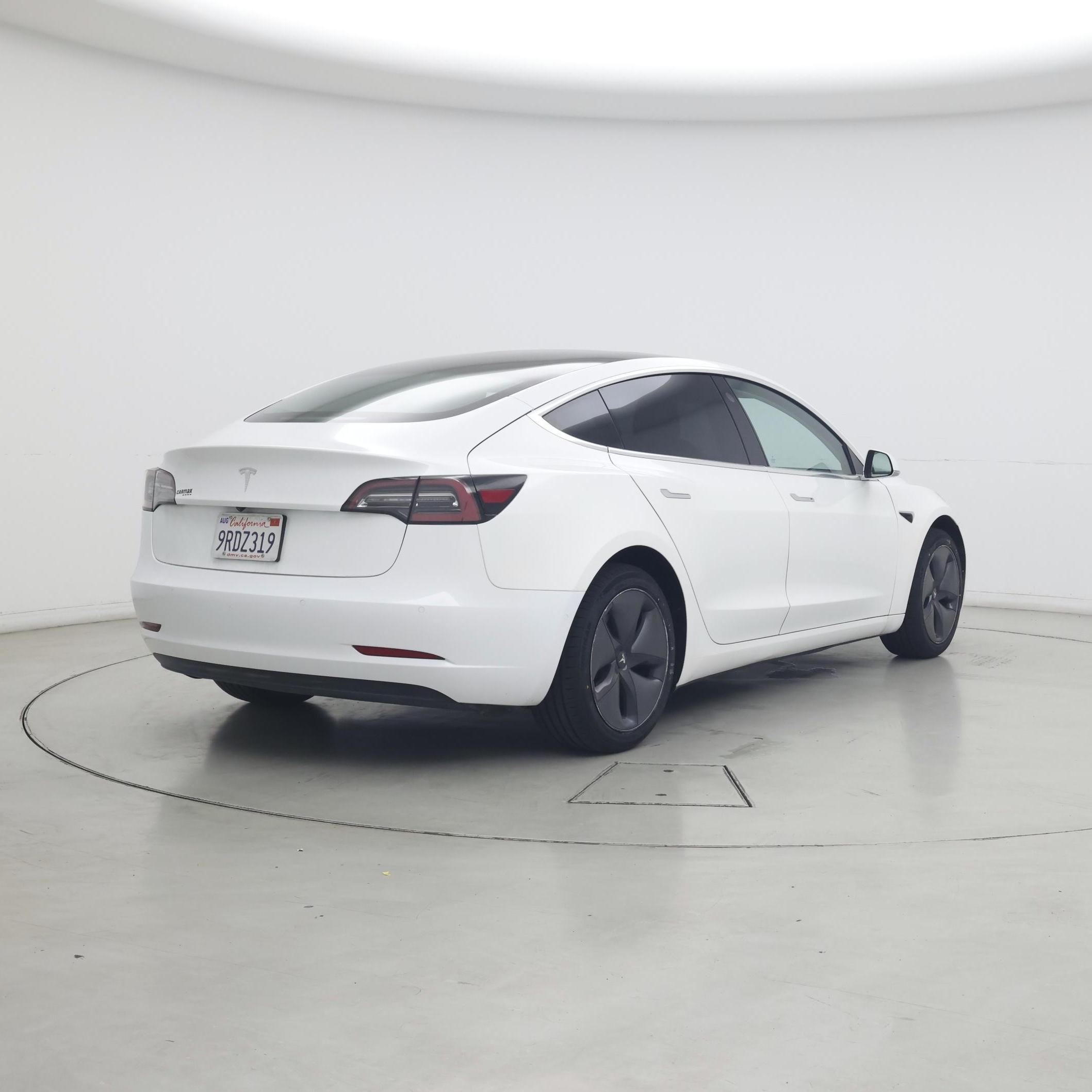 Thumbnail: 2019 Tesla Model 3 - 8